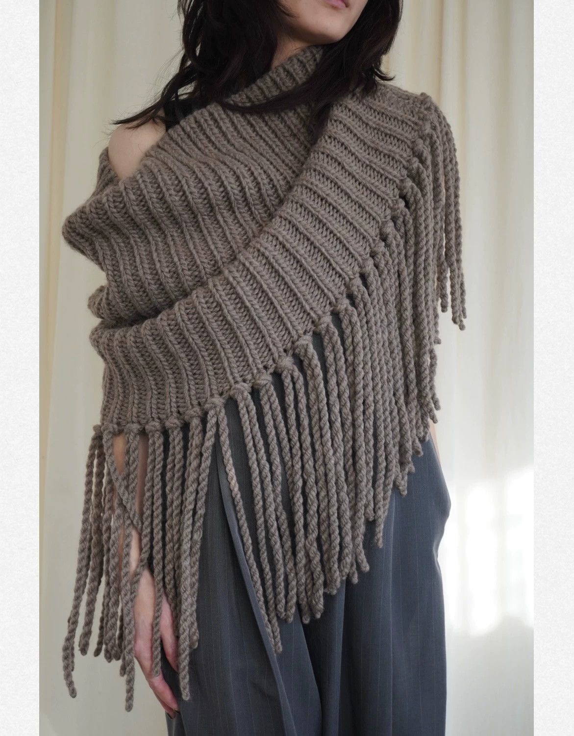 Other zooSelect Hand Knit Cowl Fringes Wool Nylon Walnut Brown Size ONE SIZE - 1 Thumbnail