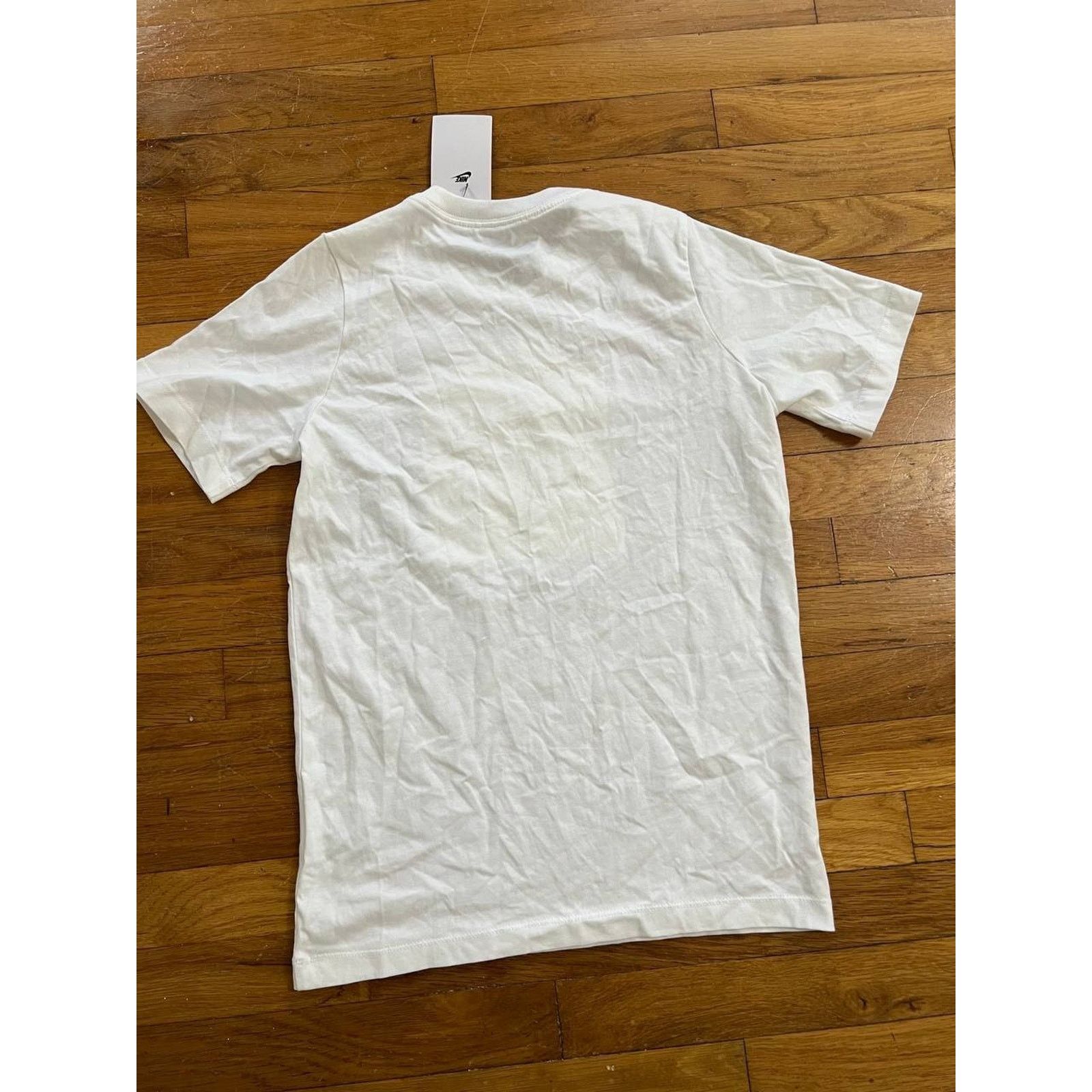 Nike Nike White Short birthday Tee Large A001752 Size US L / EU 52-54 / 3 - 6 Thumbnail