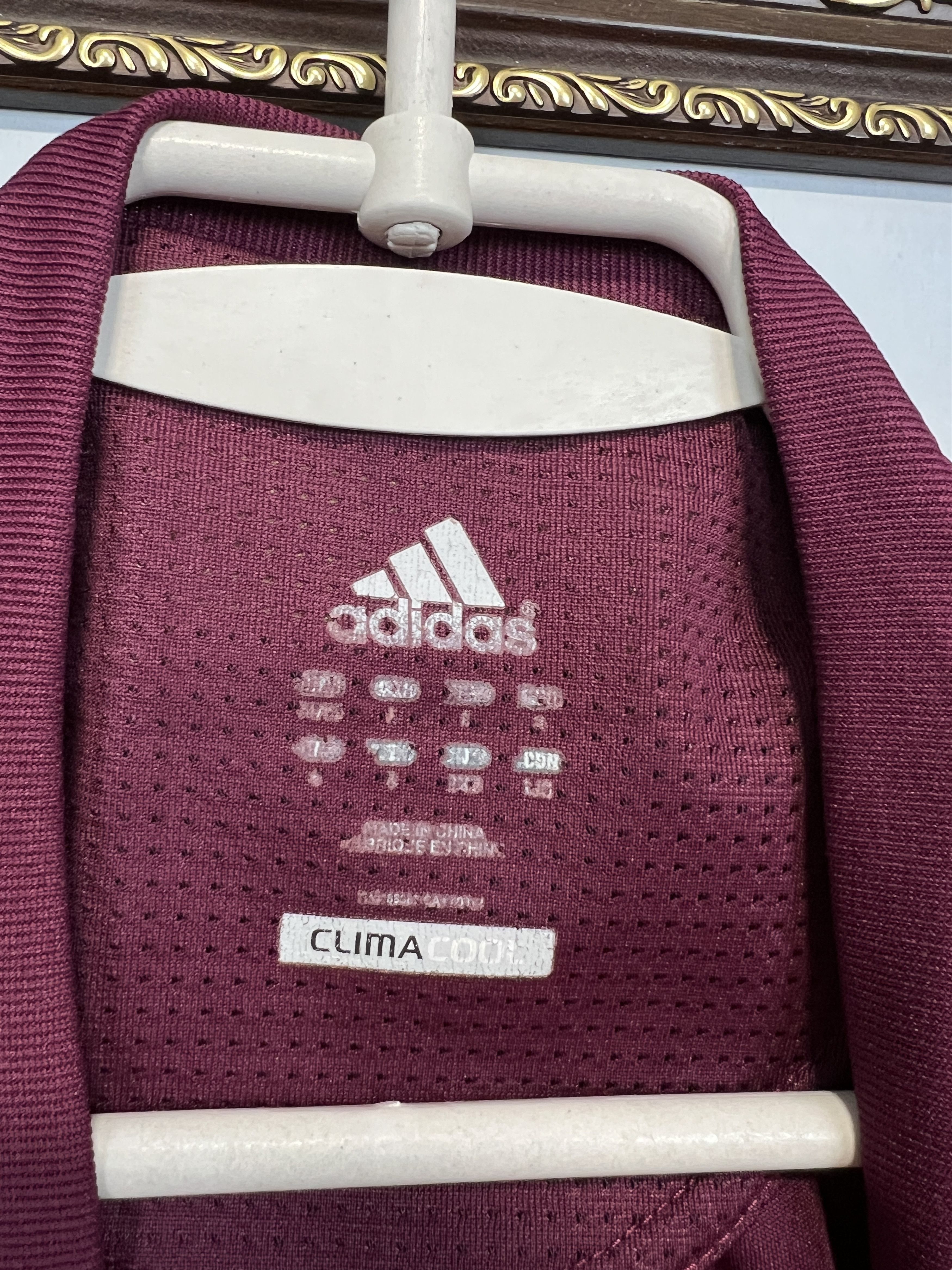 Adidas Lyon Special football shirt Soccer Burgundy Jersey Trikot Size US XL / EU 56 / 4 - 6 Thumbnail