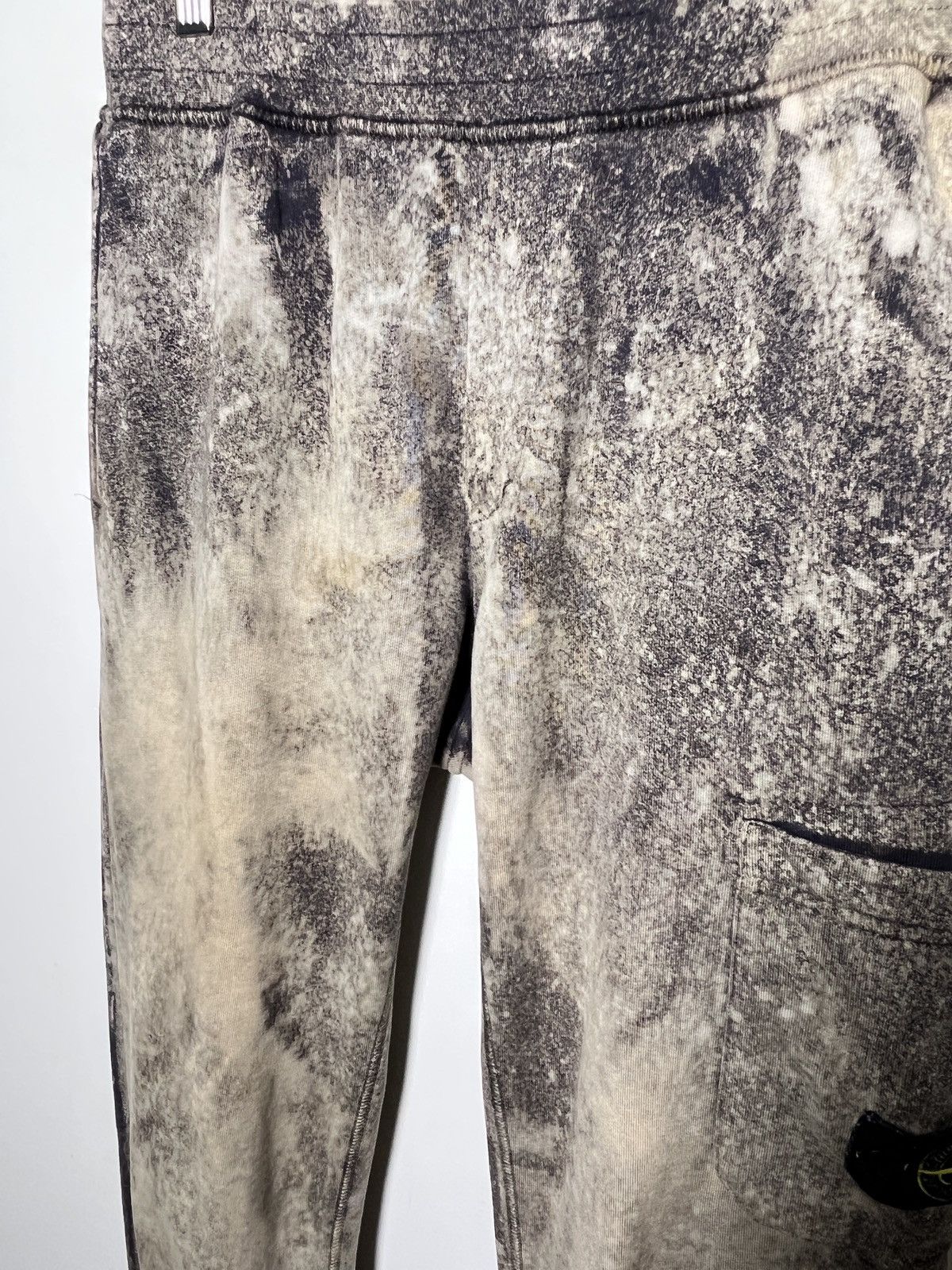 Stone Island Stone Island cargo with an over-dyed and distressed finish Size US 30 / EU 46 - 5 Thumbnail