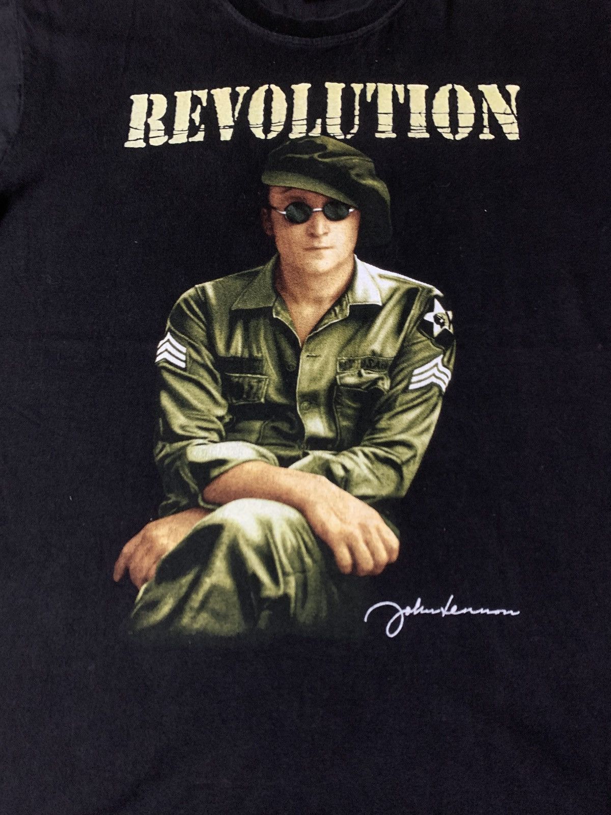 Band Tees VINTAGE JOHN LENNON REVOLUTION Size US L / EU 52-54 / 3 - 3 Thumbnail