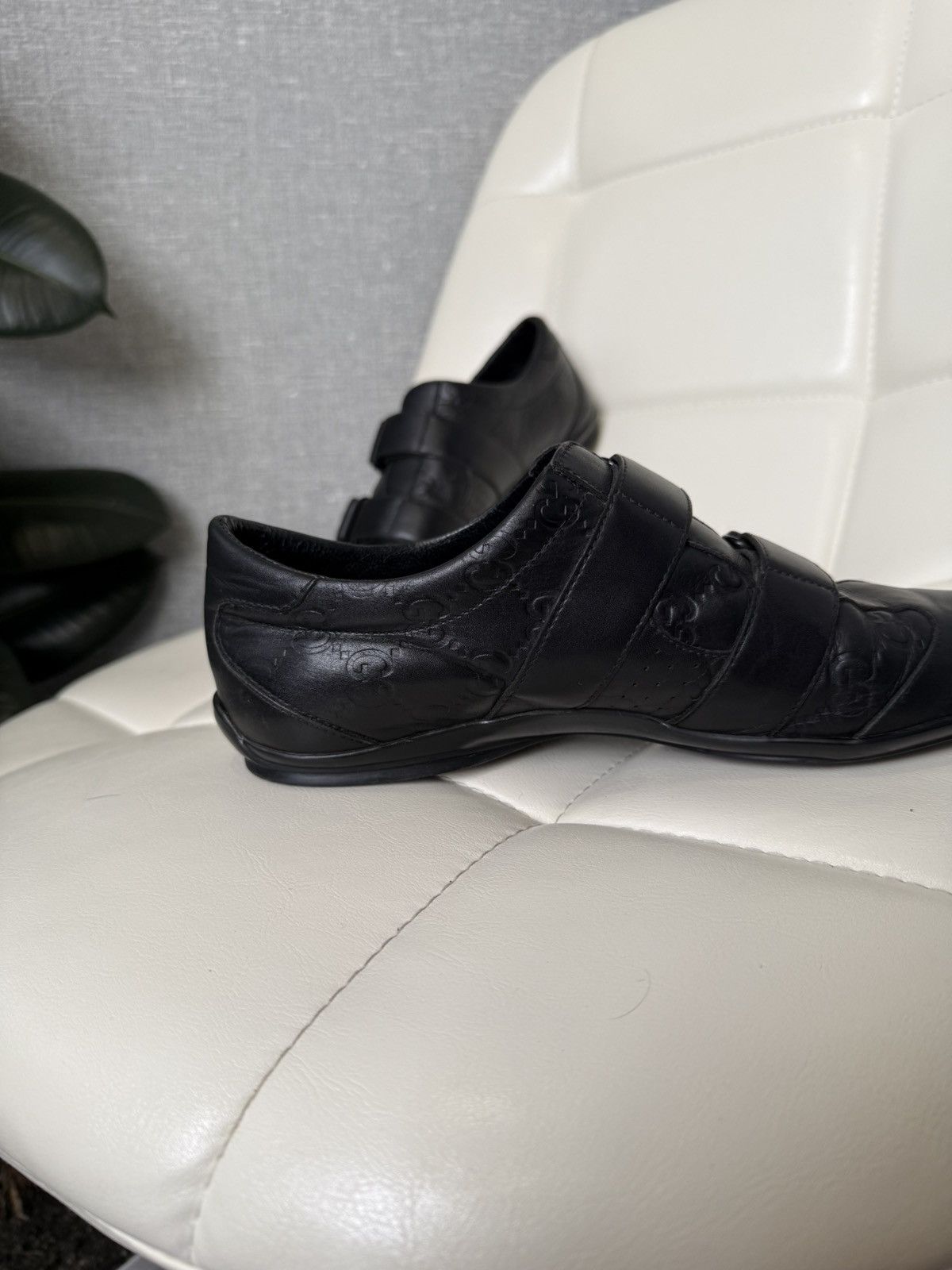 Gucci Gucci GG Guccissima Monogram Black Leather Sneakers (121830) Size US 7 / IT 37 - 8 Thumbnail