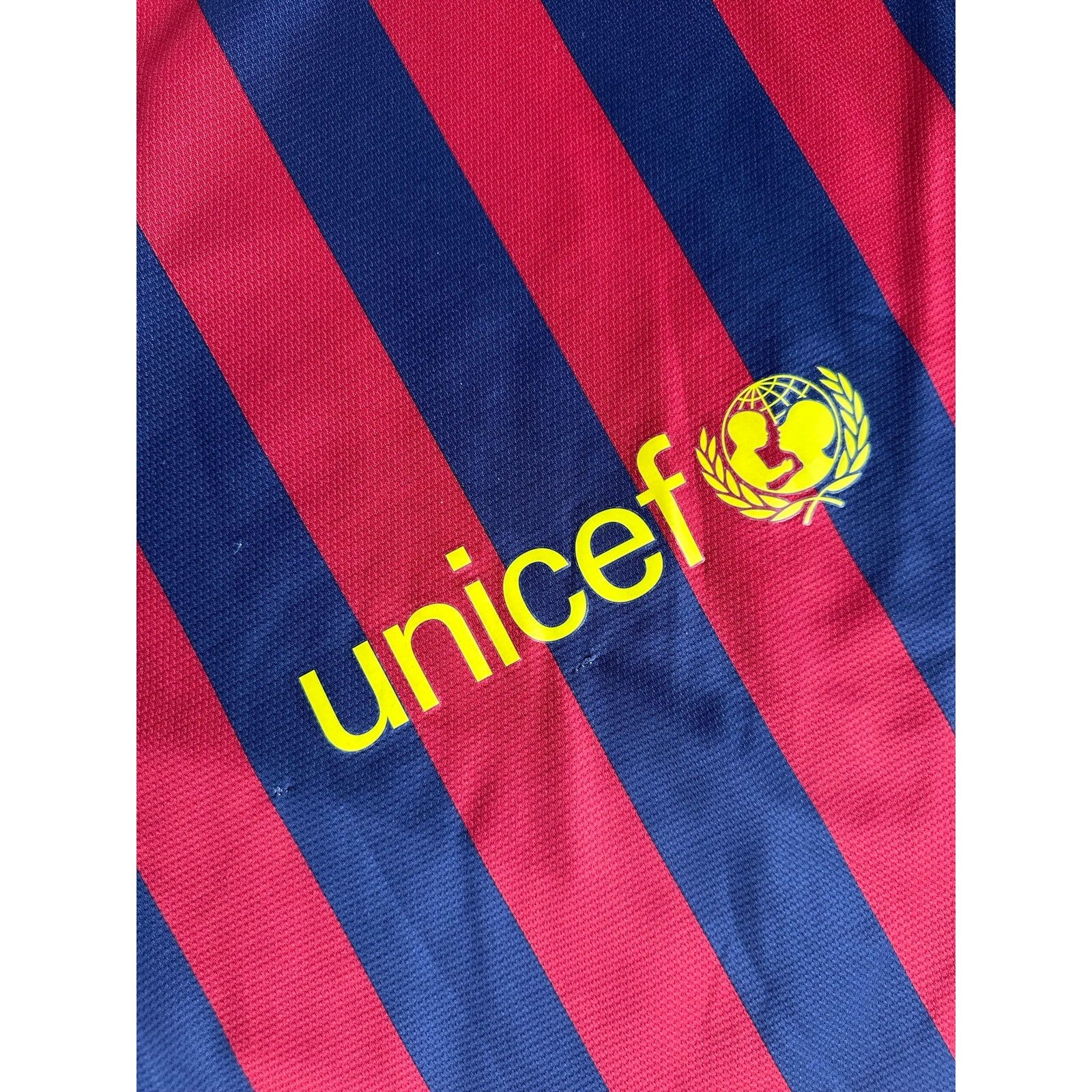 Nike Vintage Nike FC Barcelona Home Kit Men's Small - Authentic Size US S / EU 44-46 / 1 - 11 Thumbnail