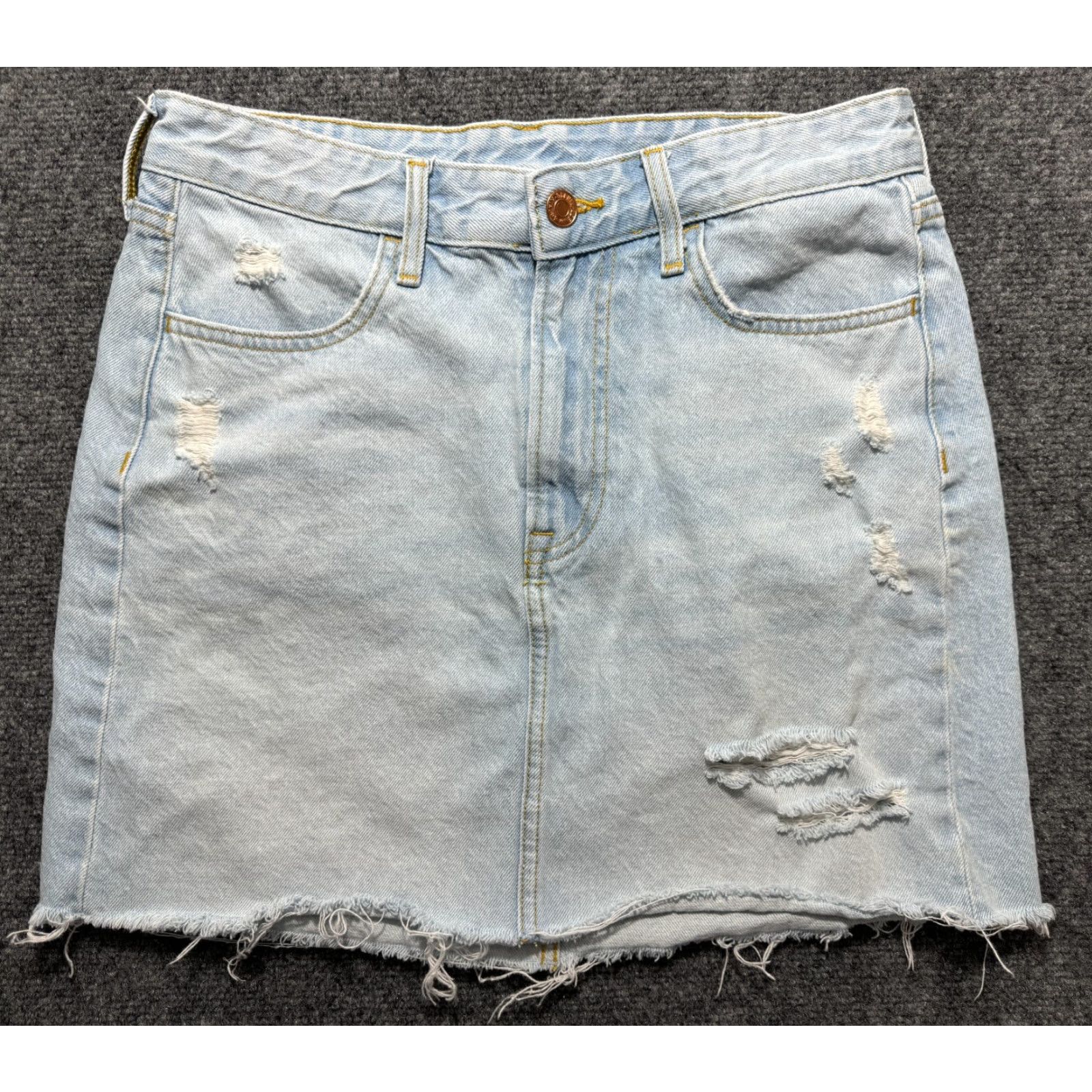 H&M H & M Womens Distressed Jean Skirt Size 6 Blue Denim Light Wash Size 28" / US 6 / IT 42 - 2 Thumbnail