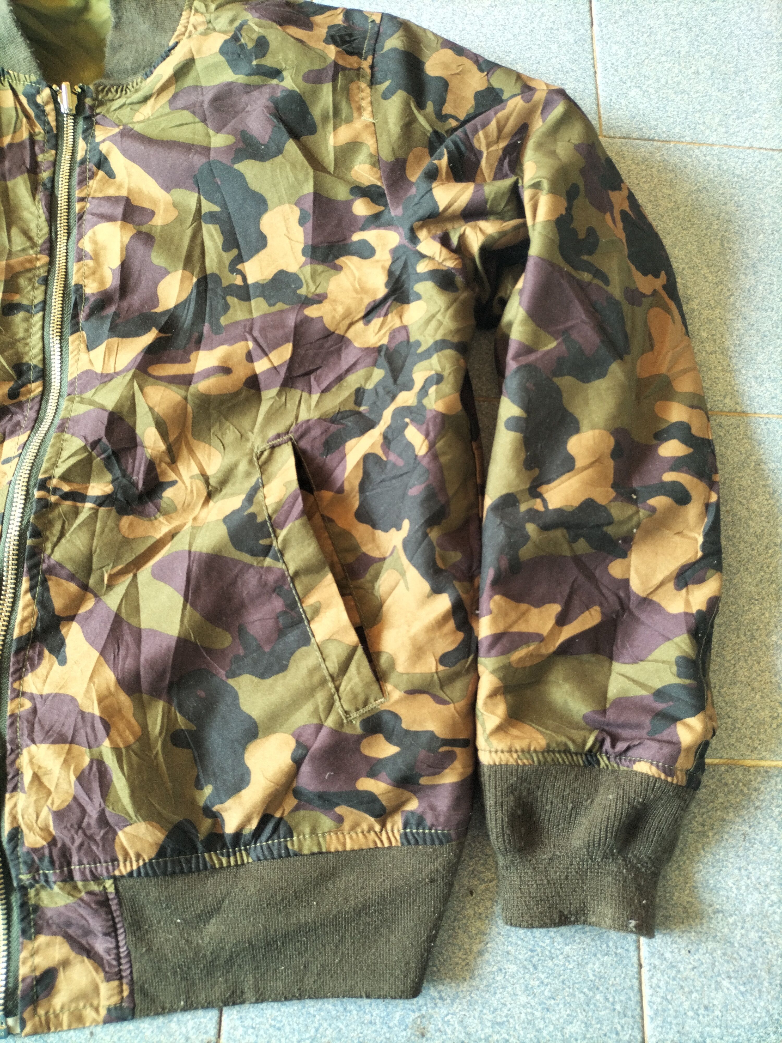 Vintage Vintage Military Reversible Army Camouflage Bomber jacket Size US M / EU 48-50 / 2 - 14 Thumbnail