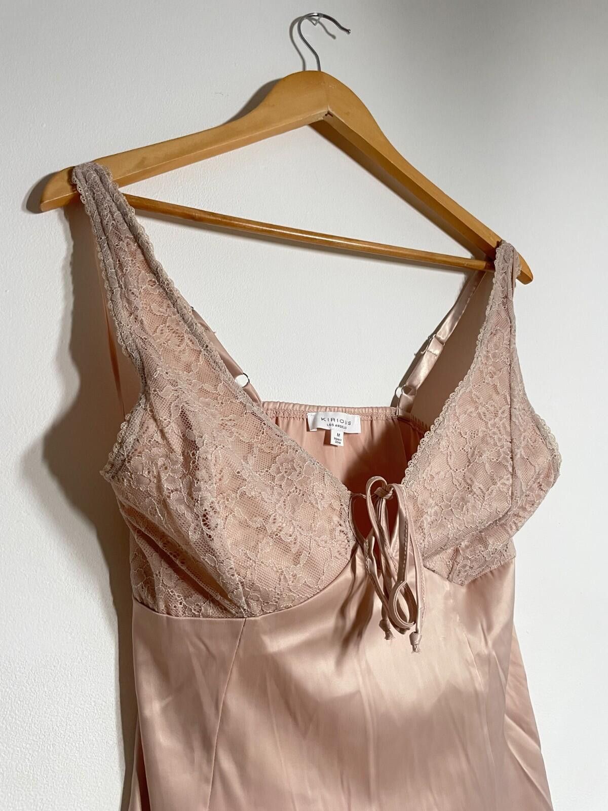 Other Kirious Los Angeles Blush Satin Lace Cami Top BNWT M Size M / US 6-8 / IT 42-44 - 2 Thumbnail