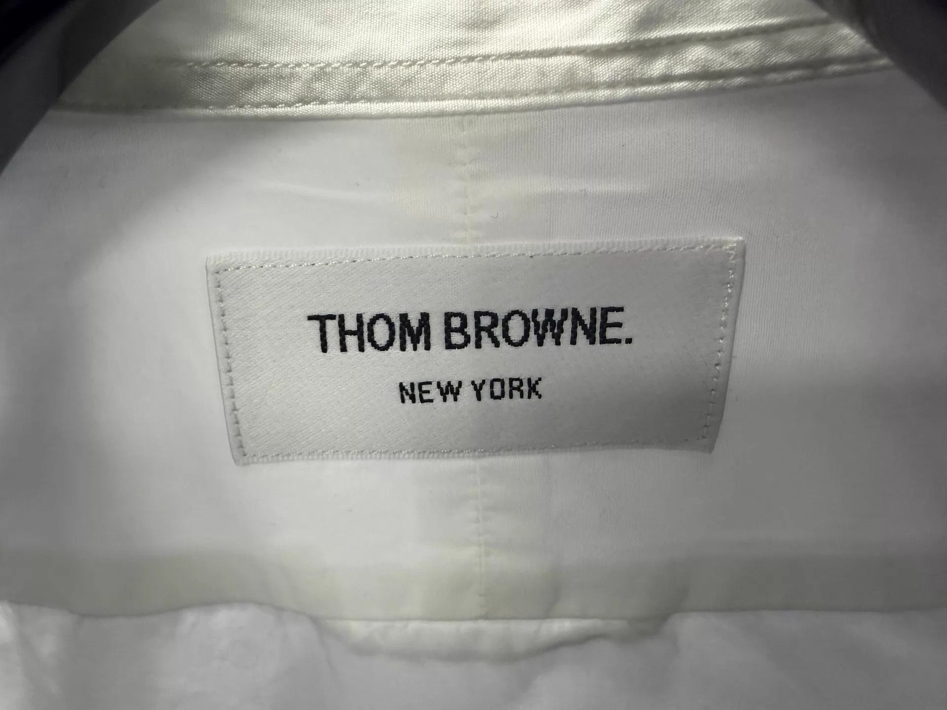 Thom Browne Thom Browne Men's TriColor Placket Poplin Shirt Size 2 Size US M / EU 48-50 / 2 - 3 Thumbnail