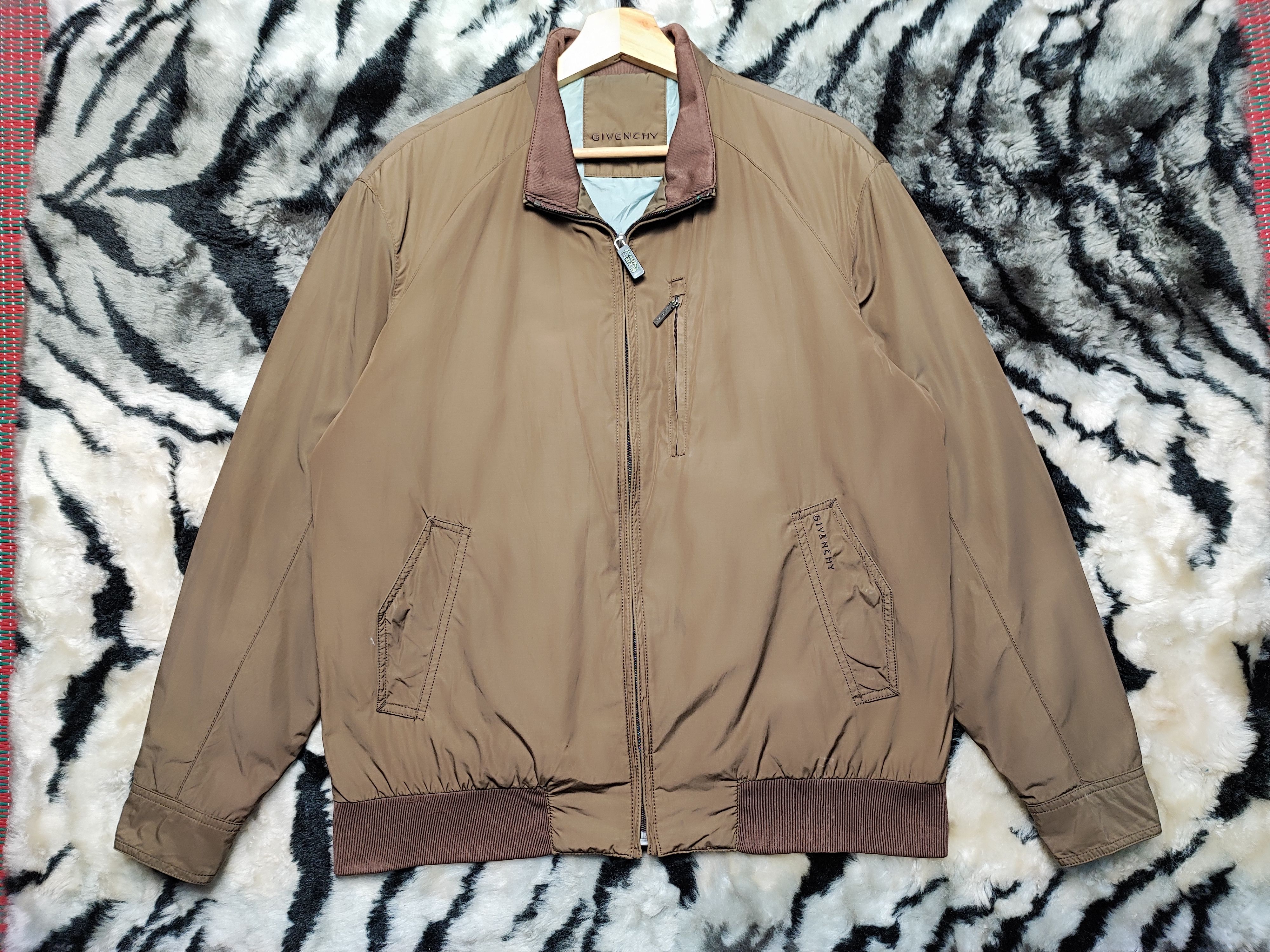 Givenchy Givenchy Bombers Light Jacket Travis Scoot Colour Size US L / EU 52-54 / 3 - 2 Thumbnail
