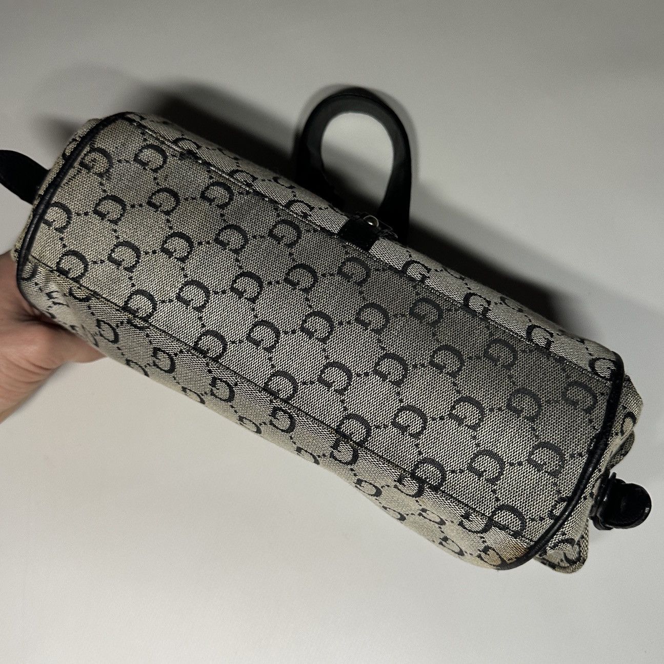 Other GUESS STYLE VINTAGE Y2K MONOGRAM SHOULDER BAG Studded Size ONE SIZE - 11 Thumbnail