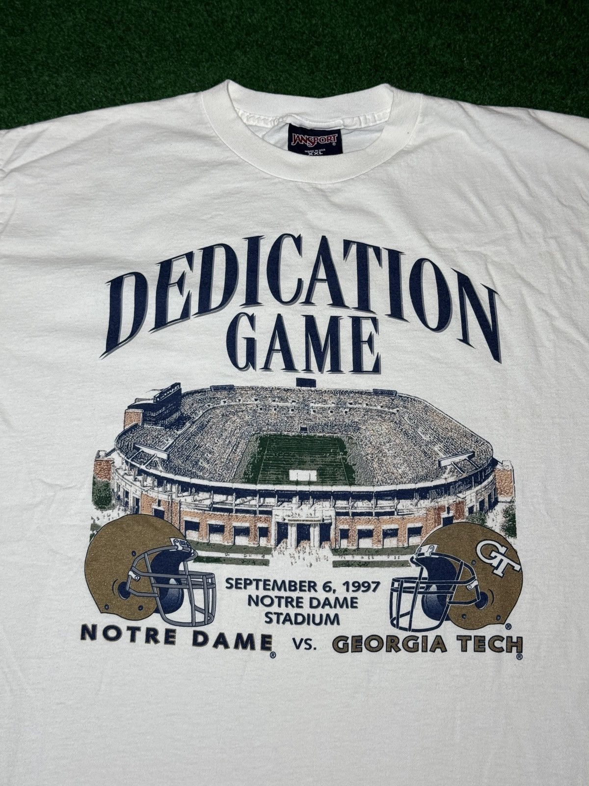 Jansport Vintage 90s Notre Dame Stadium Graphic Football XXL T Shirt Size US XXL / EU 58 / 5 - 2 Thumbnail