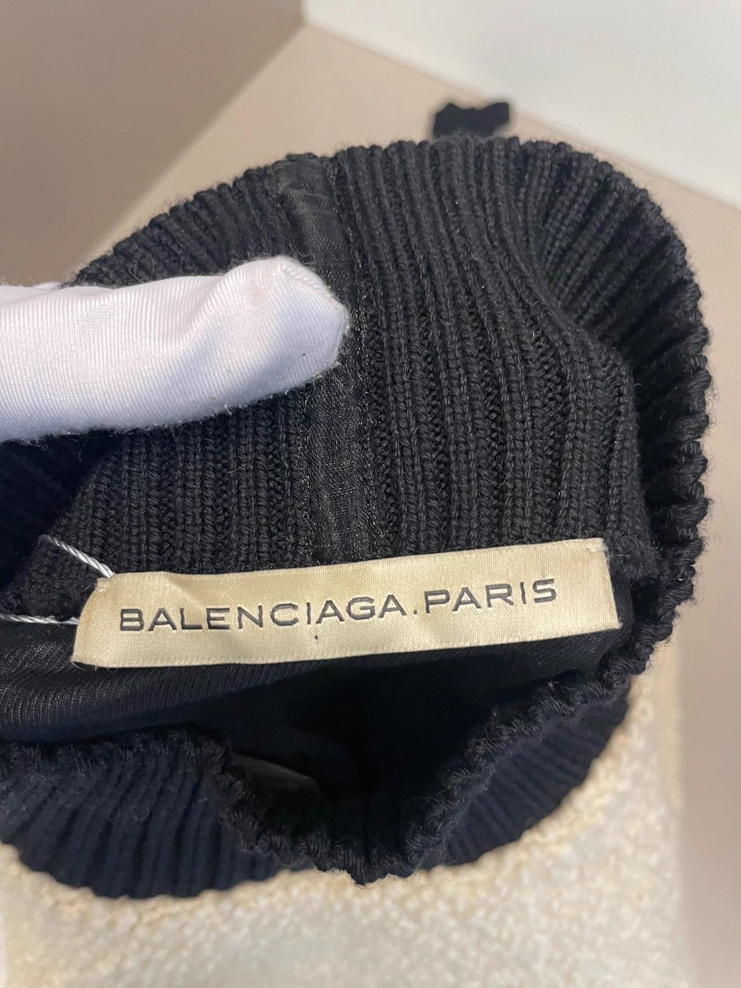 Balenciaga Balenciaga beige and black wool sweater size 40 Size S / US 4 / IT 40 - 3 Thumbnail