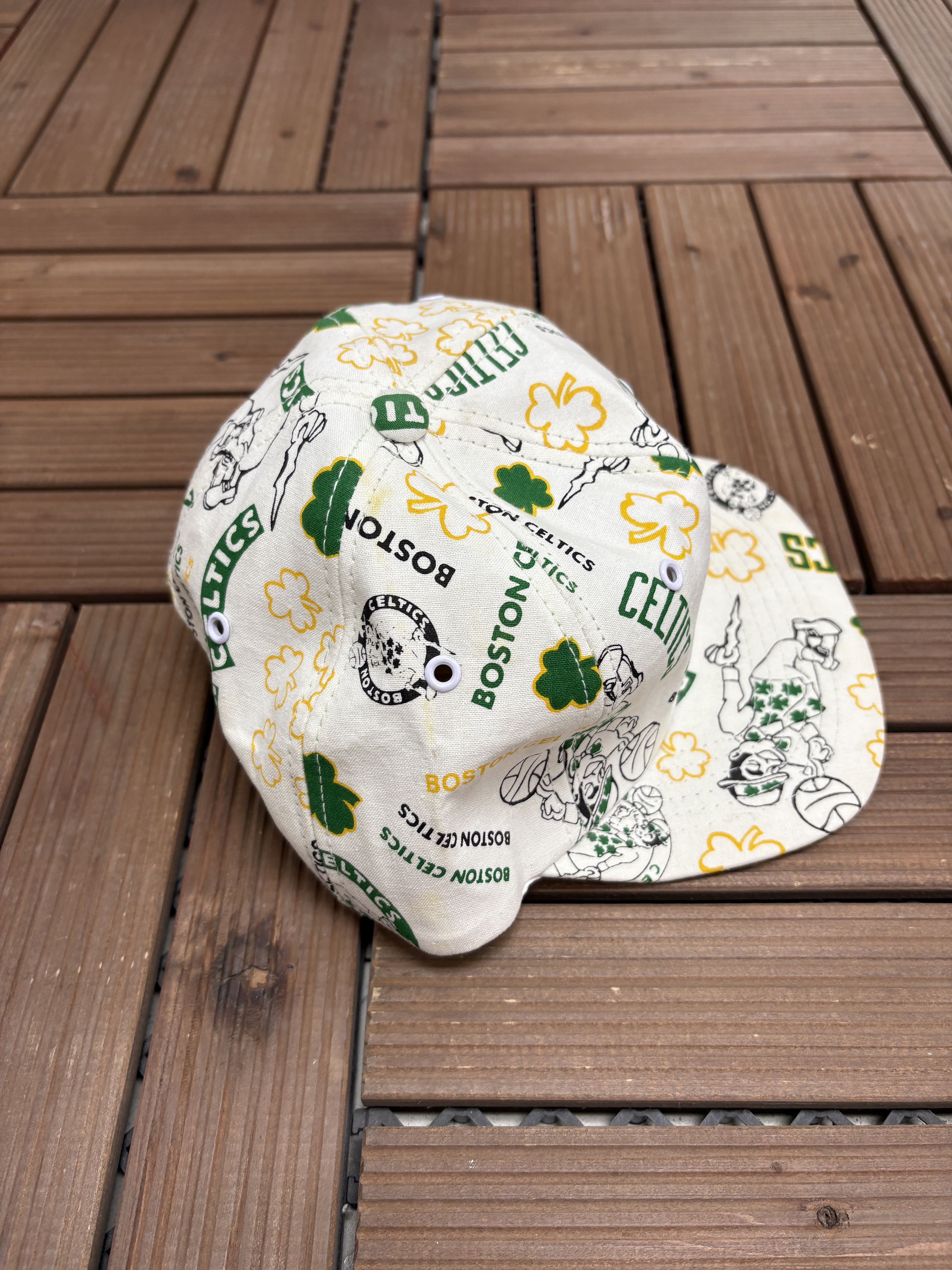 Vintage Boston Celtics AOP Vintage White Snap BackHat Size ONE SIZE - 4 Thumbnail