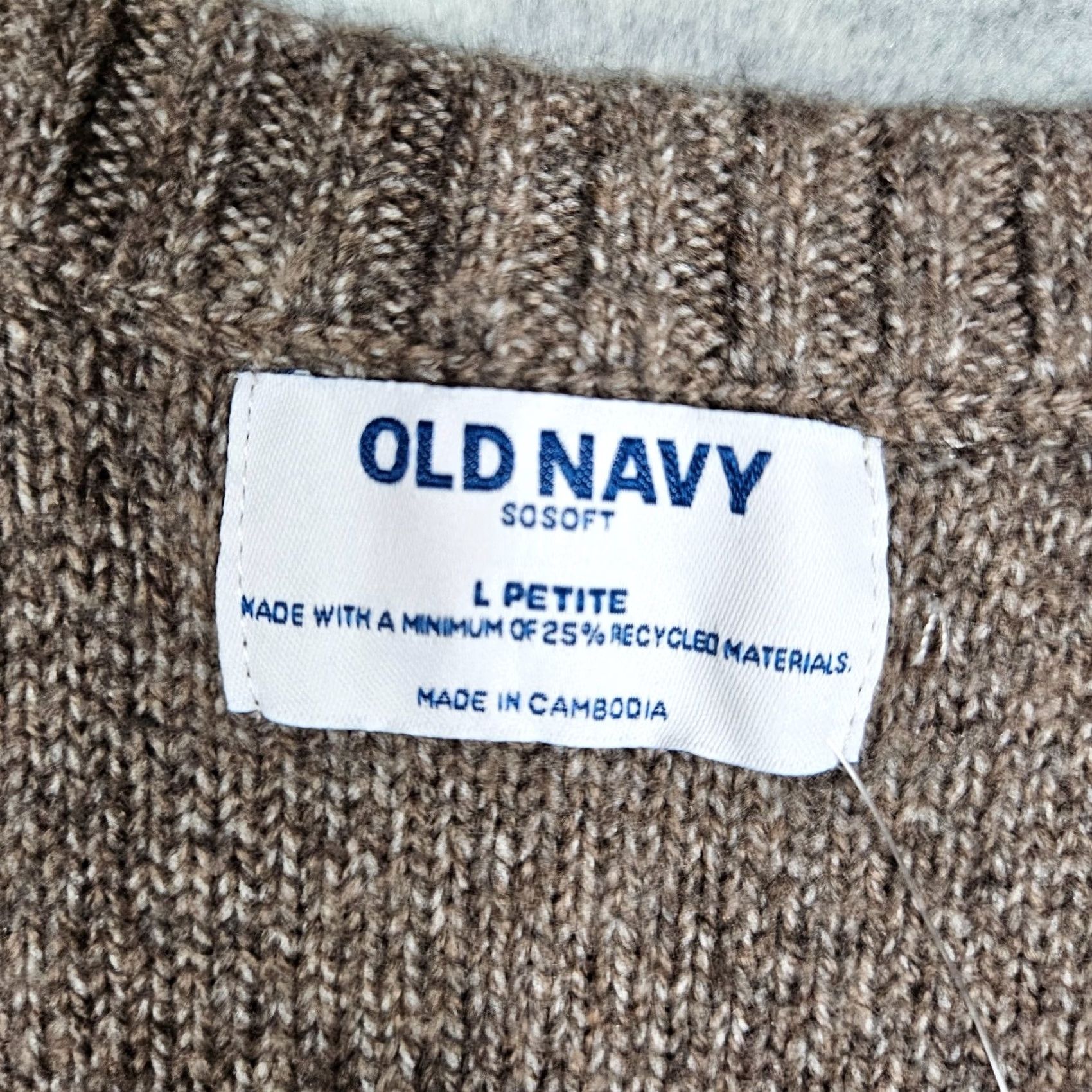 Old Navy Old Navy Brown V-Neck Cable Vest Sweater Size L Womens Sleeveless Knit All Seasons Final Sale New Size L / US 10 / IT 46 - 8 Thumbnail