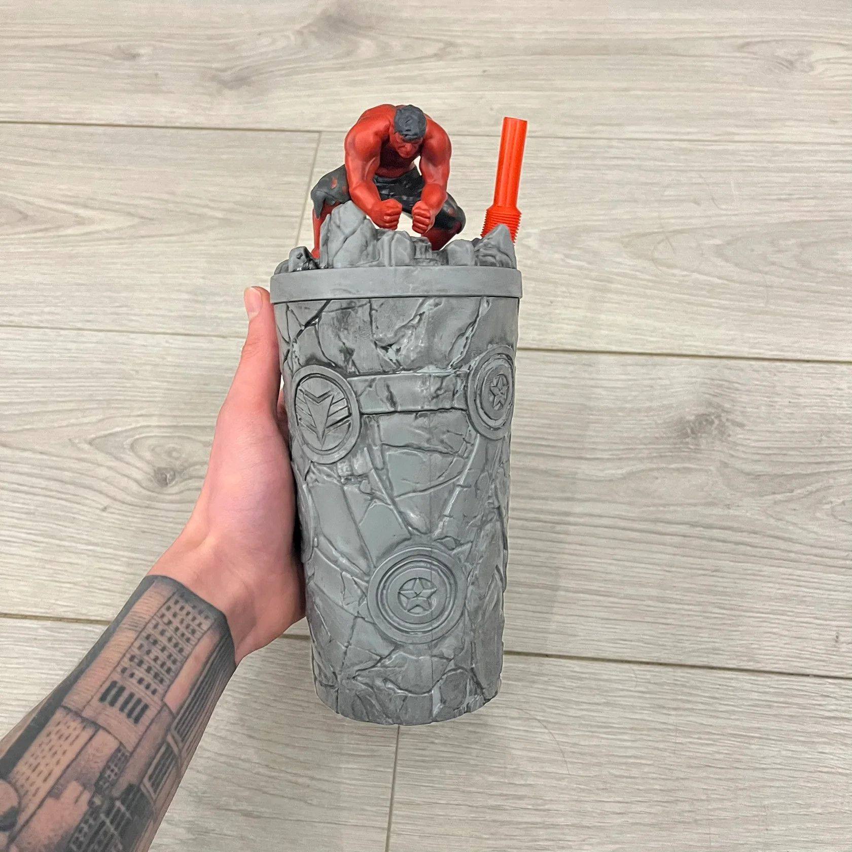 Marvel Comics Captain America: Red Hulk Tumbler Regal Cinemas Exclusive Size ONE SIZE - 1 Thumbnail