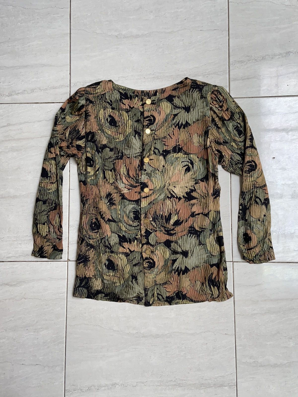 YVES SAINT LAURENT Motive Blouse