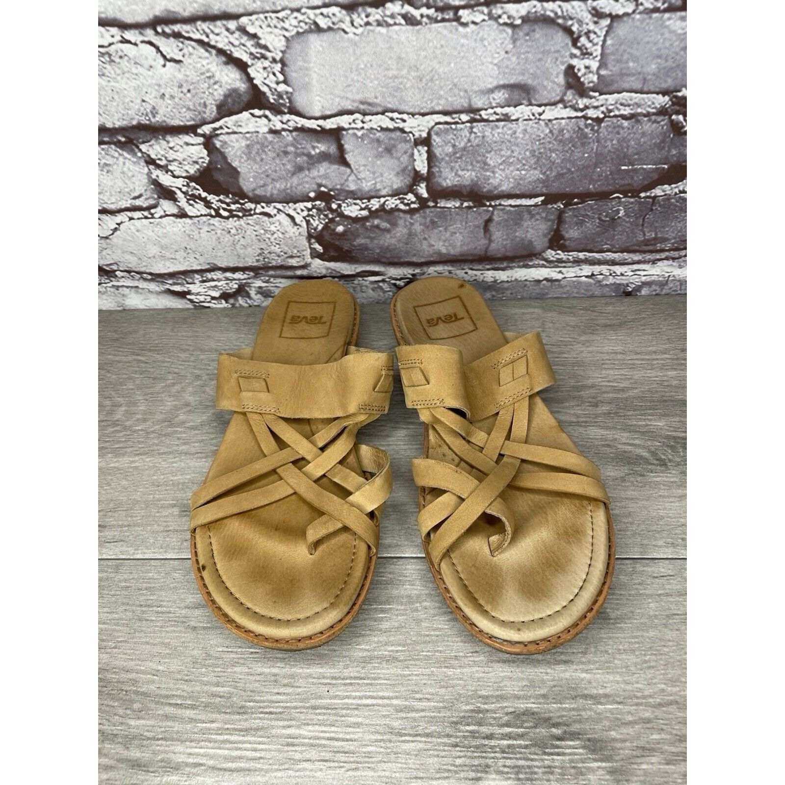 Teva Teva Encanta Tan Brown Leather Casual Toe Slides Sandals Wom Size US 7 / IT 37 - 15 Thumbnail
