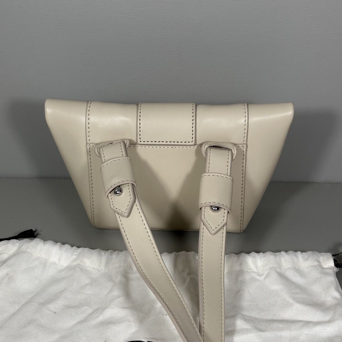 Banana Republic Banana Republic Factory Leather Mini Tab Crossbody EUC Bag Size ONE SIZE - 3 Thumbnail