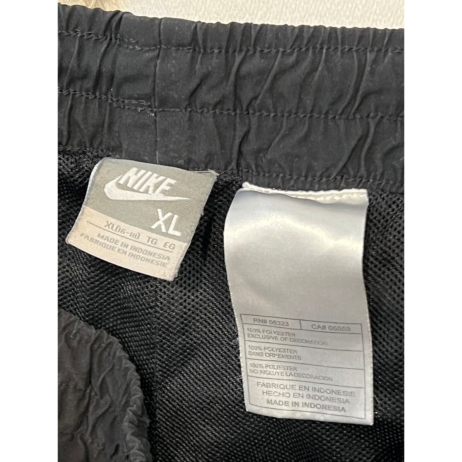 Nike Nike Black Lined Warm Up/Track Pants Womans Size XL 16-18 Size 38" / US 16 / IT 52 - 3 Thumbnail