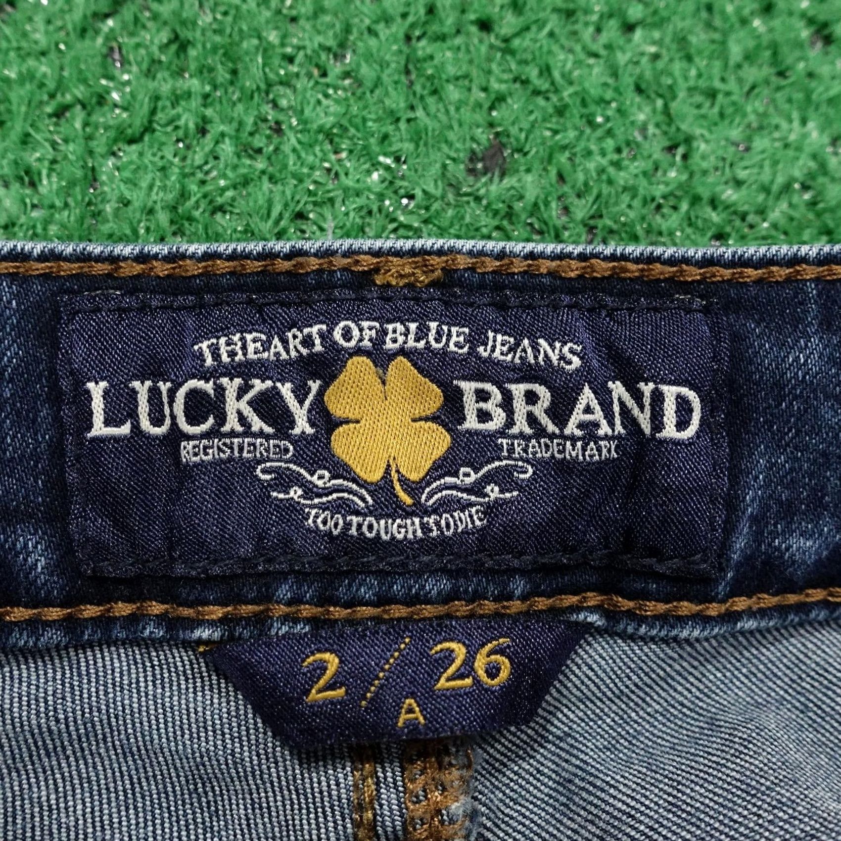 Lucky Brand Lucky Brand Lolita Skinny Jeans Womens 2 Medium Blue Denim 5-Pocket Stretch Zip Belts Logo Embroidered Back Patch Size 26" / US 2 / IT 38 - 7 Thumbnail