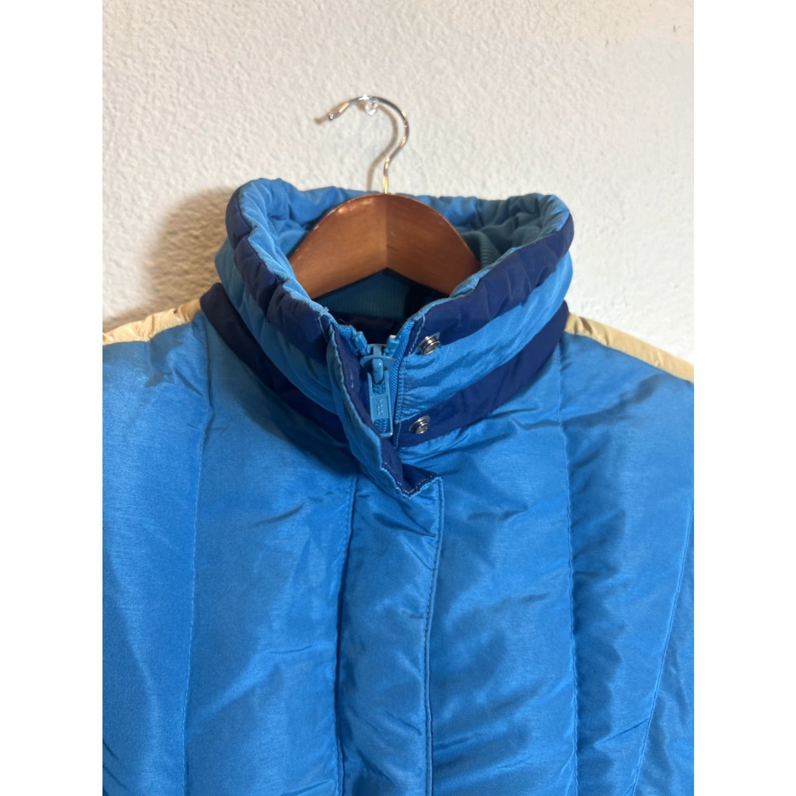 Vintage VINTAGE First Down Puffer Jacket Women’s Size 12 Blue Full Zip Goose Down Nylon Down Jacket Womens Blue Puffer 90s Size XL / US 12-14 / IT 48-50 - 4 Thumbnail