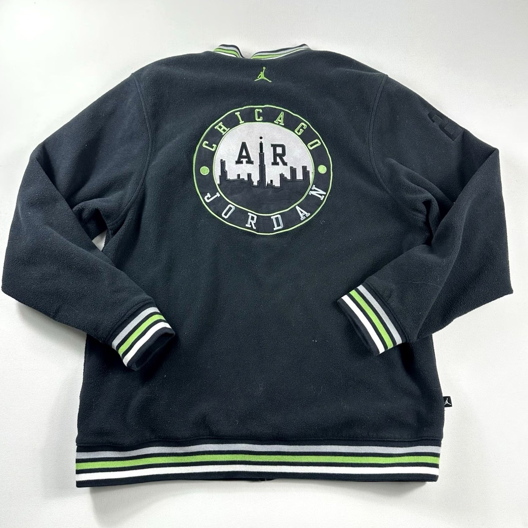 Jordan Brand VINTAGE Jordan Nike Air Chicago Full Zip Bomber Jacket Mens XL Black Green 243363 001 Size US XL / EU 56 / 4 - 2 Thumbnail