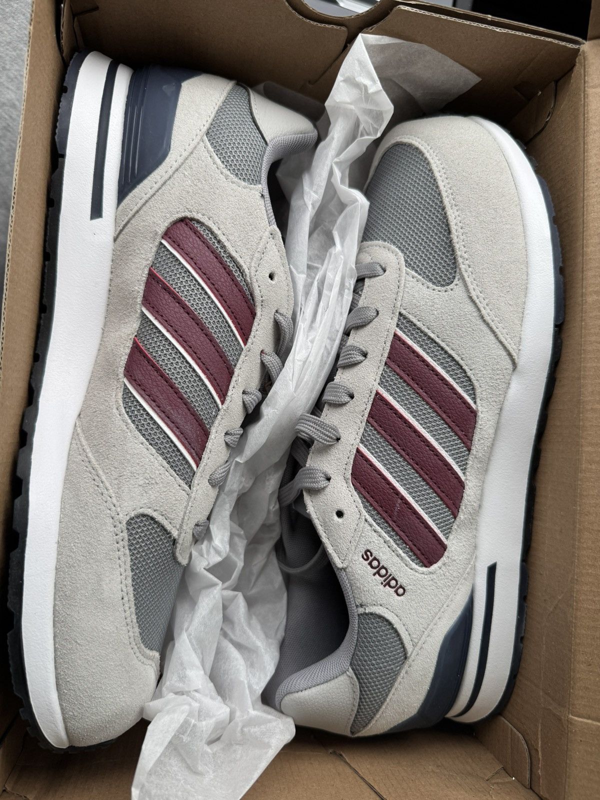 Adidas Adidas Run 80s Size US 10.5 / EU 43-44 - 1 Thumbnail