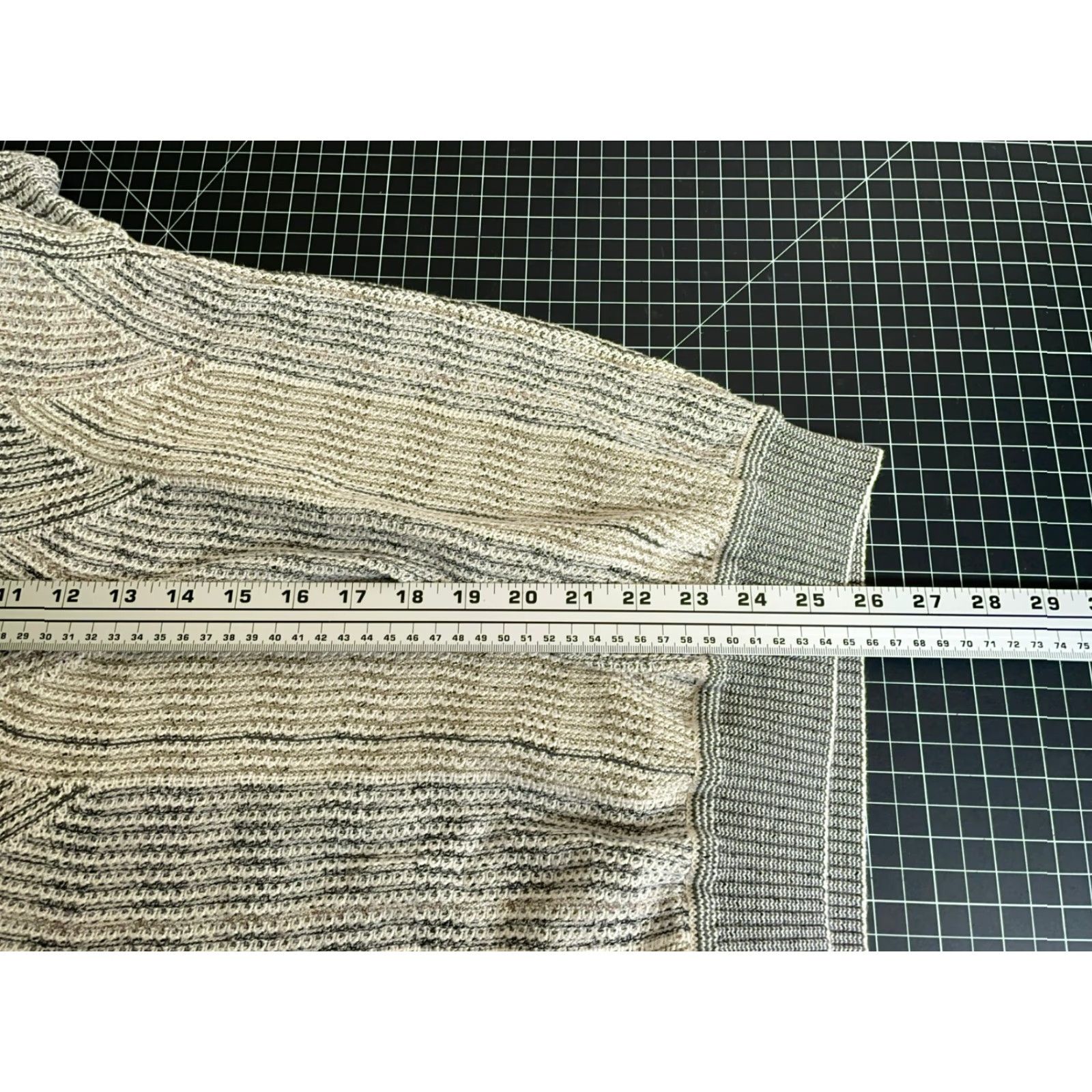 Vintage St. Croix Textured Cotton Deep V-Neck Sweater Medium Gray Ivory Knit Size US M / EU 48-50 / 2 - 7 Thumbnail