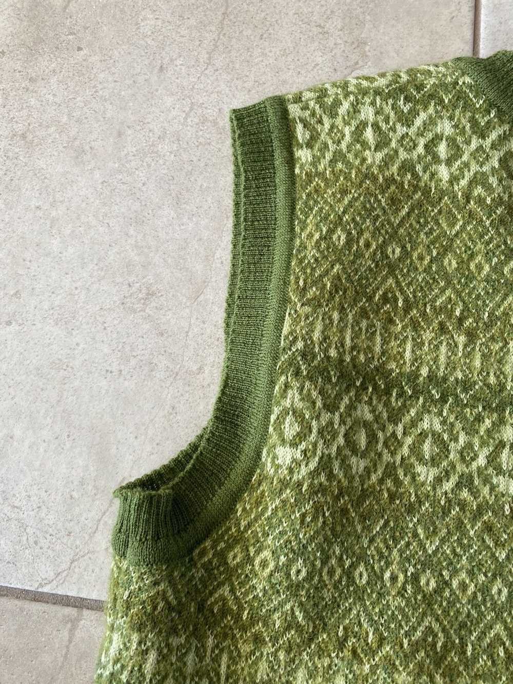 Maison Margiela o1tko10526 Distressed Jacquard Knit Vest in Khaki Size XS / US 0-2 / IT 36-38 - 5 Thumbnail