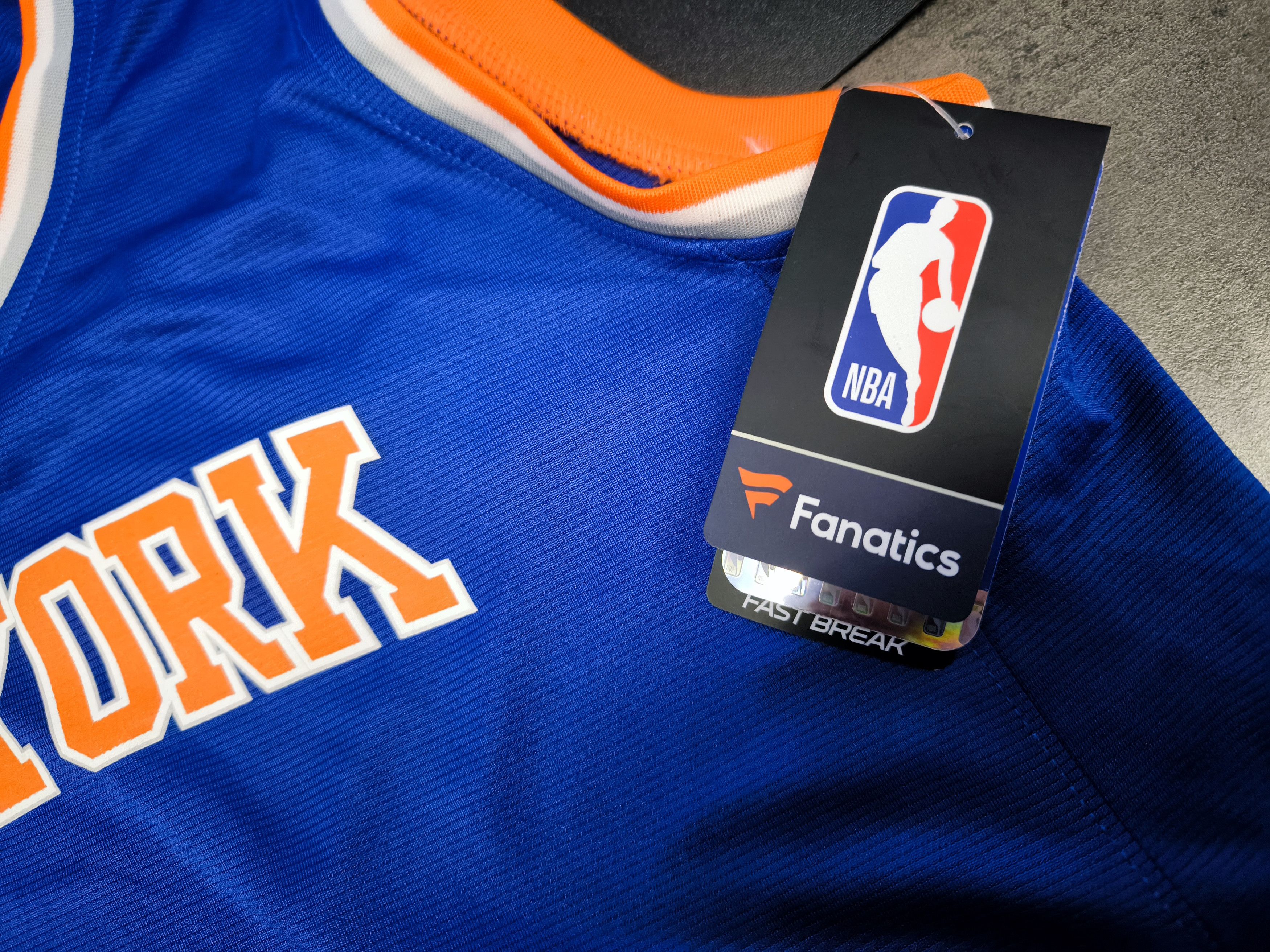 NBA Fanatics NBA Basketball JERSEY New York KNICKS Junior XL Size US XL / EU 56 / 4 - 5 Thumbnail