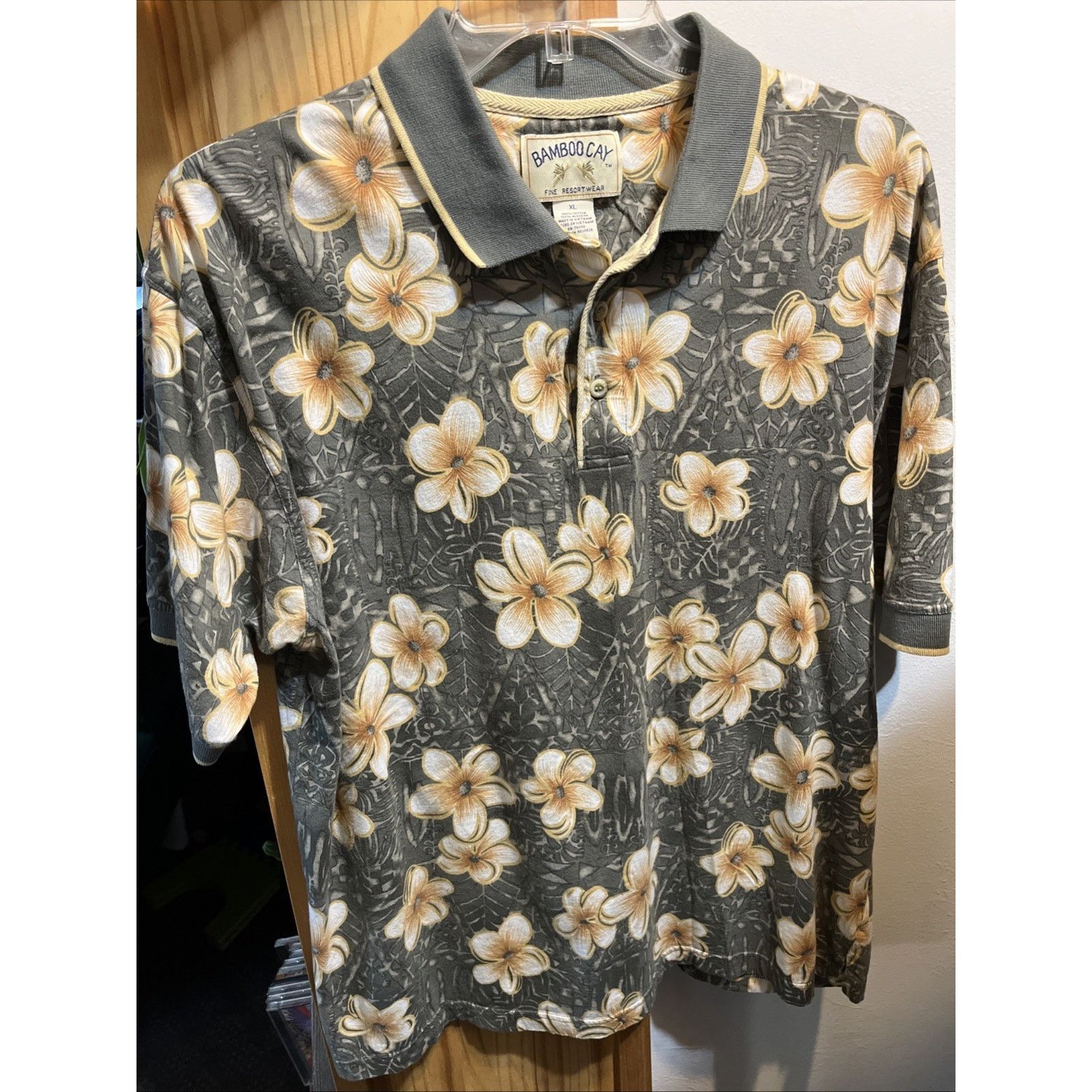 Other Bamboo Cay Polo Shirt Men’s XL Gray Floral Hawaiian SS VTG Size US XL / EU 56 / 4 - 6 Thumbnail