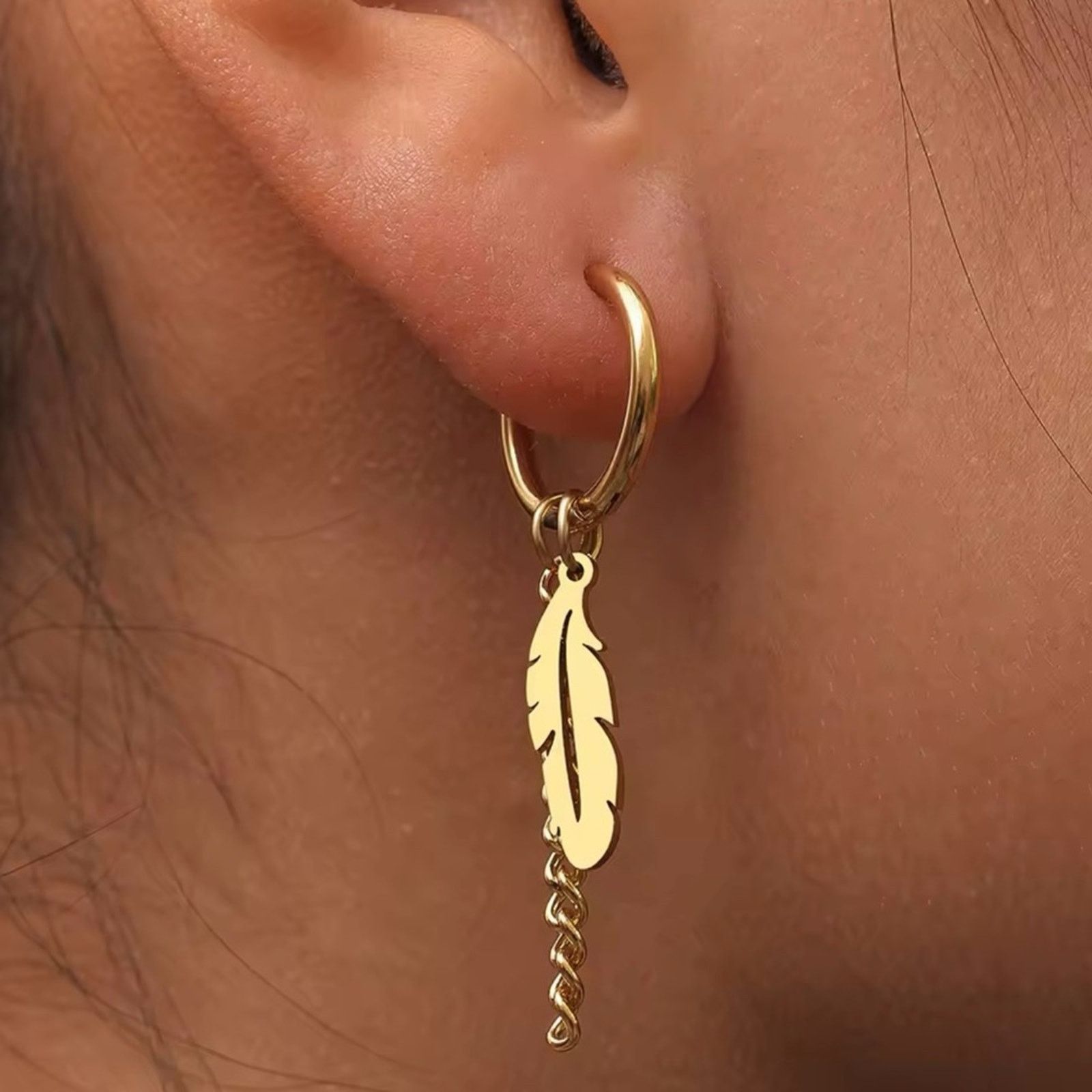Other Gold Feather Chain Hip Hop Pendants for Women Size ONE SIZE - 1 Thumbnail