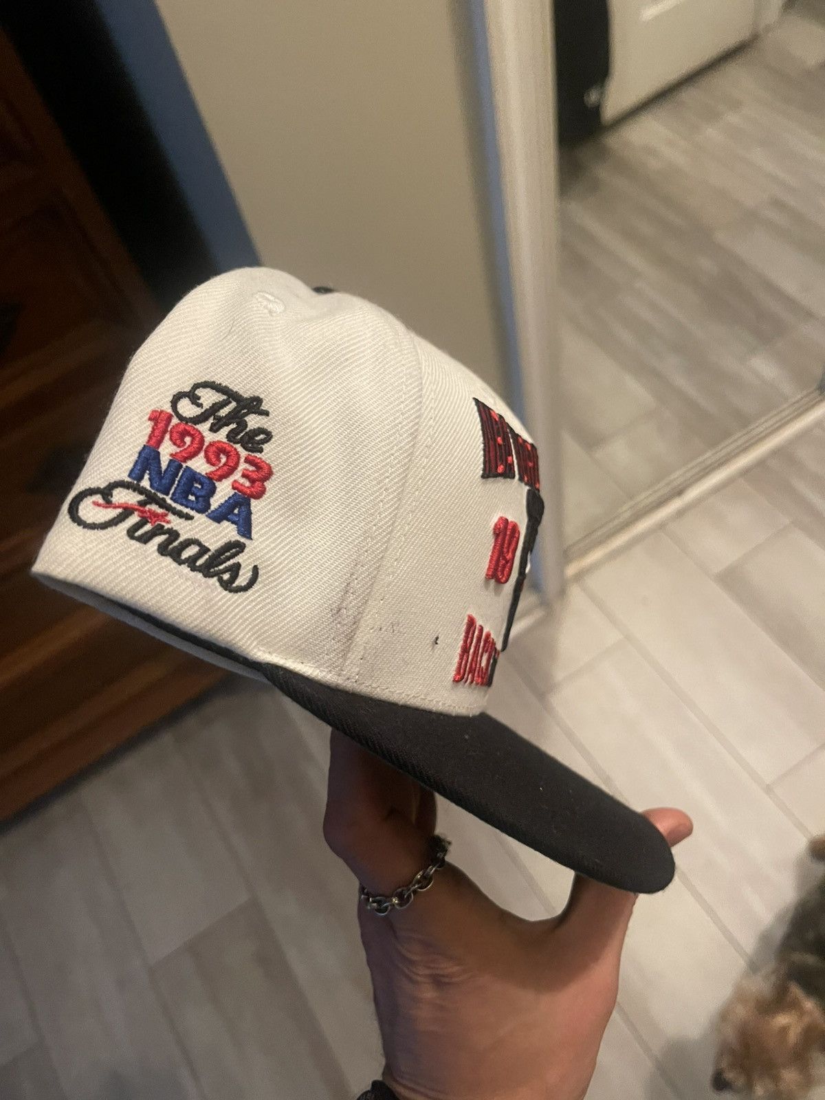 Mitchell & Ness Vintage Chicago Bulls 93 NBA Finals Mitchell & Ness Snapback Size ONE SIZE - 2 Thumbnail