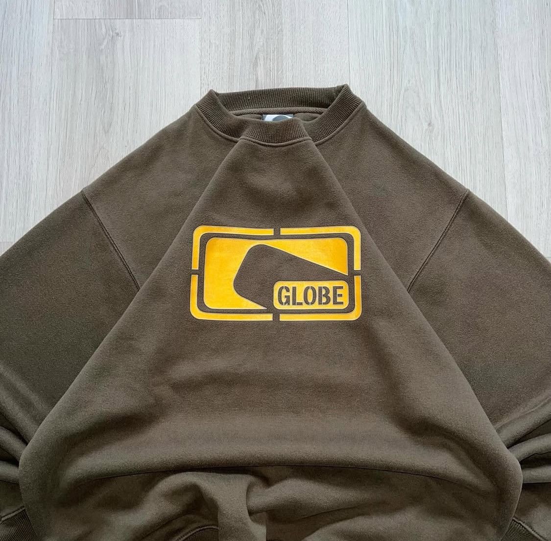 Globe VINTAGE SWEATSHIRT GLOBE Y2K Size US XL / EU 56 / 4 - 4 Thumbnail