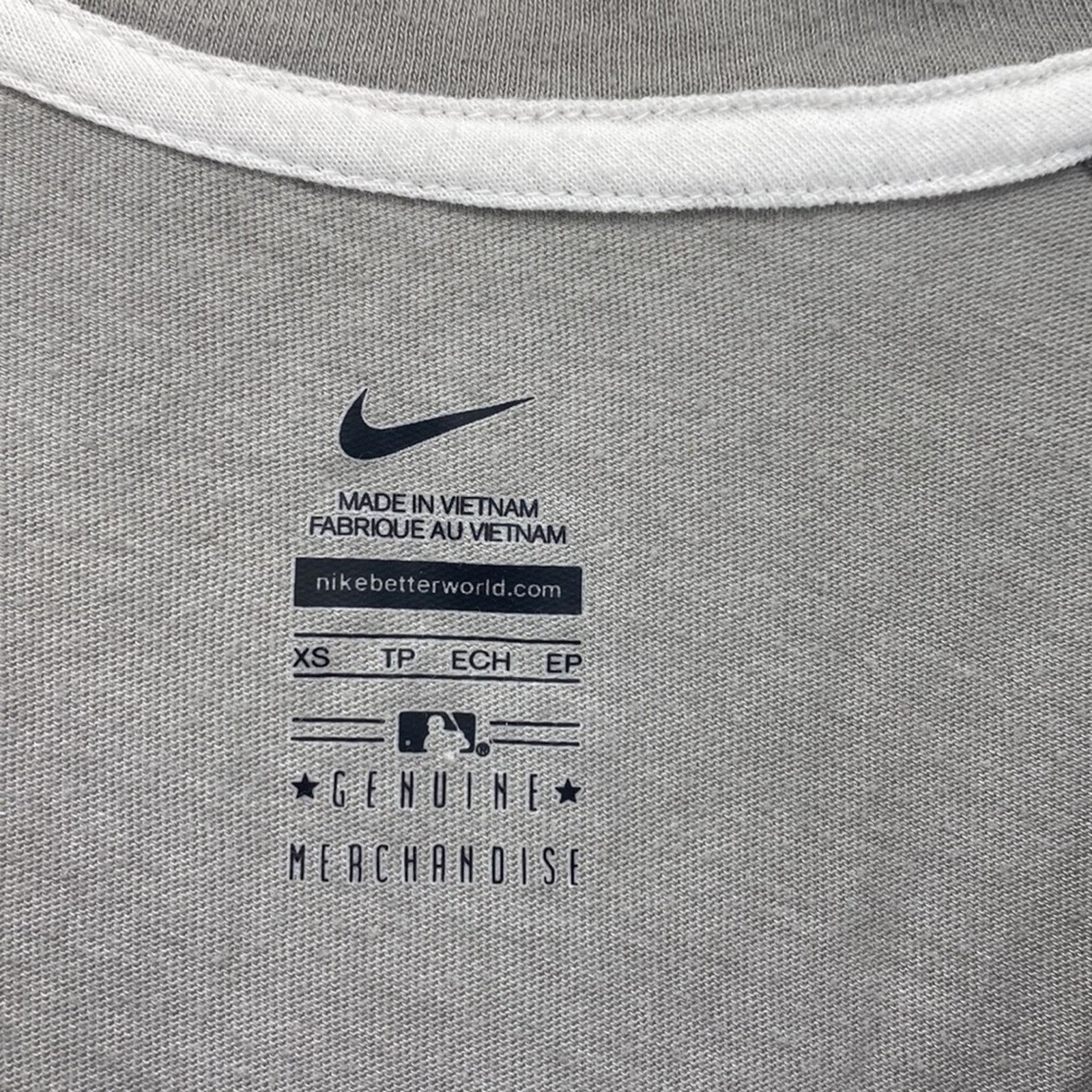 Nike Nike Chicago Cubs baseball tee longline fitted v neck Y2K Size XS / US 0-2 / IT 36-38 - 3 Thumbnail