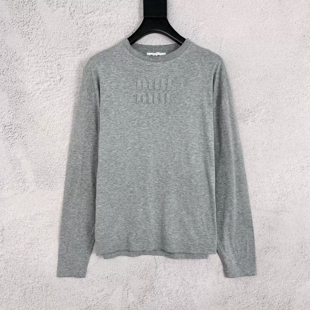 Miu Miu MIU MIU Gray Patch Logo Embroidered LS XS NWT Size US XS / EU 42 / 0 - 1 Thumbnail