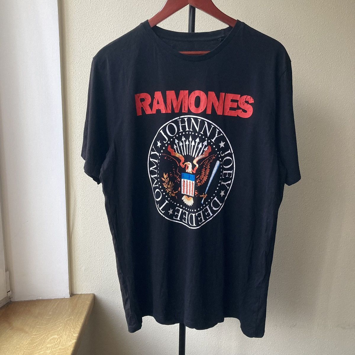 Band Tees Ramones Band Rock T Shirt Big Logo 00s Streetwear Y2k Size US L / EU 52-54 / 3 - 2 Thumbnail
