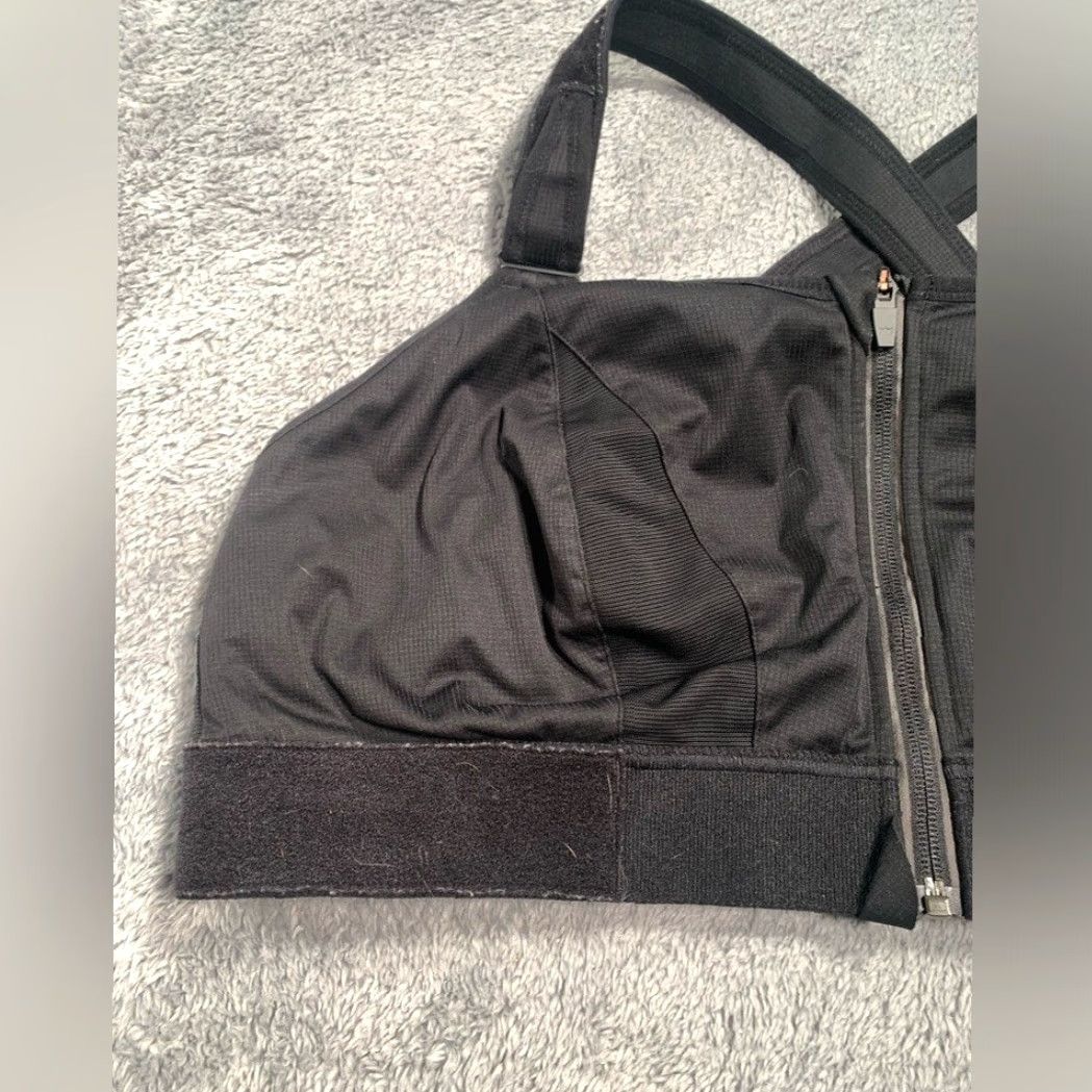 Vintage SHEFIT Black Sports Bra Size ONE SIZE - 4 Thumbnail