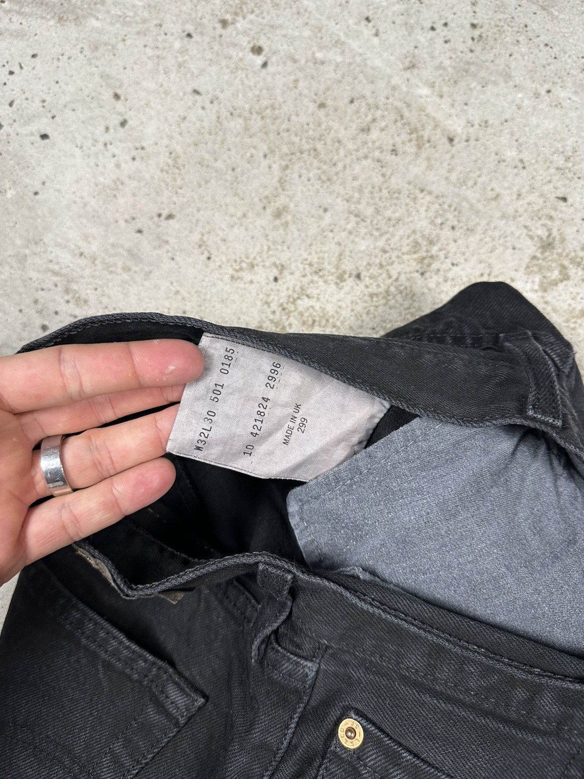Levi's Vintage 1996 Levi’s 501 Black Denim Pants Jeans UK 90s Size US 30 / EU 46 - 8 Thumbnail