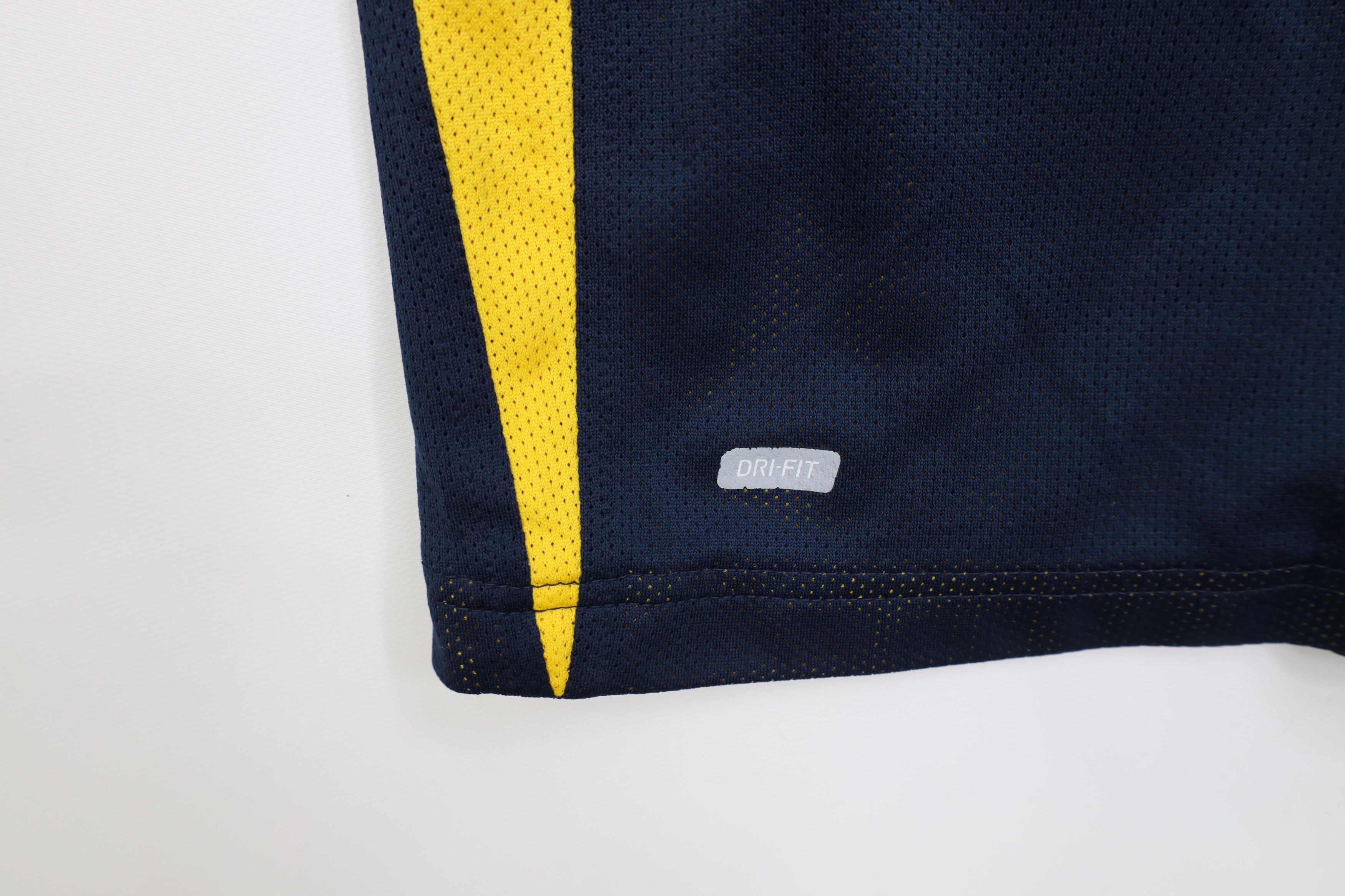 Nike Vintage Nike Swoosh Marquette University Mesh Shorts Blue Size US 32 / EU 48 - 6 Thumbnail