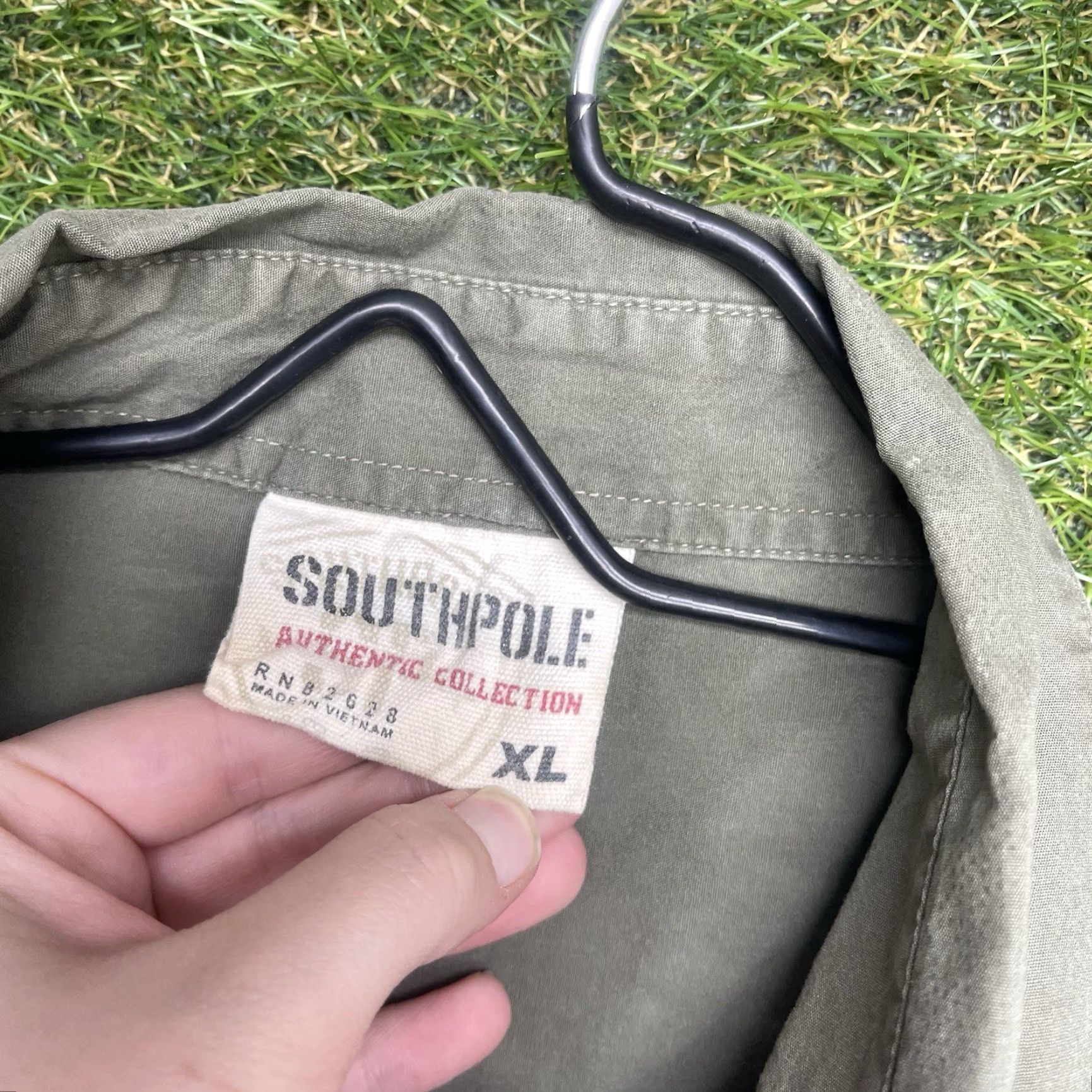 Southpole VINTAGE SouthPole Military Shirt Mens XL Olive Green Button Up Grunge y2k Polo Shirt Men's XL Green Grunge Eagle 90s Casual Military Size US XL / EU 56 / 4 - 3 Thumbnail