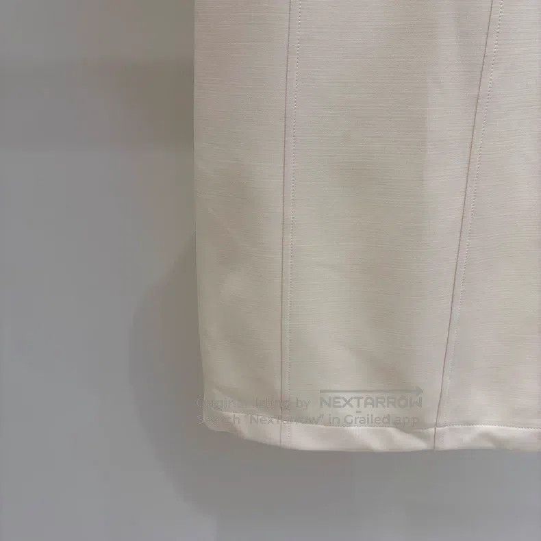 Louis Vuitton Louis Vuitton SS23 Solid Apron Short Sleeve Dress Size XS / US 0-2 / IT 36-38 - 5 Thumbnail