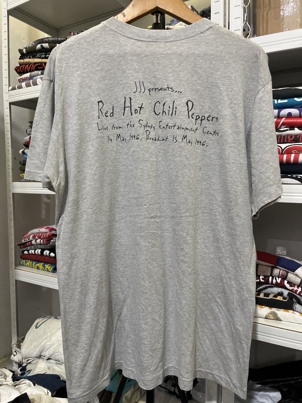 Band Tees × Vintage Vintage 1996 Red Hot Chili Peppers Tour Sydney Tee Size US XL / EU 56 / 4 - 8 Thumbnail