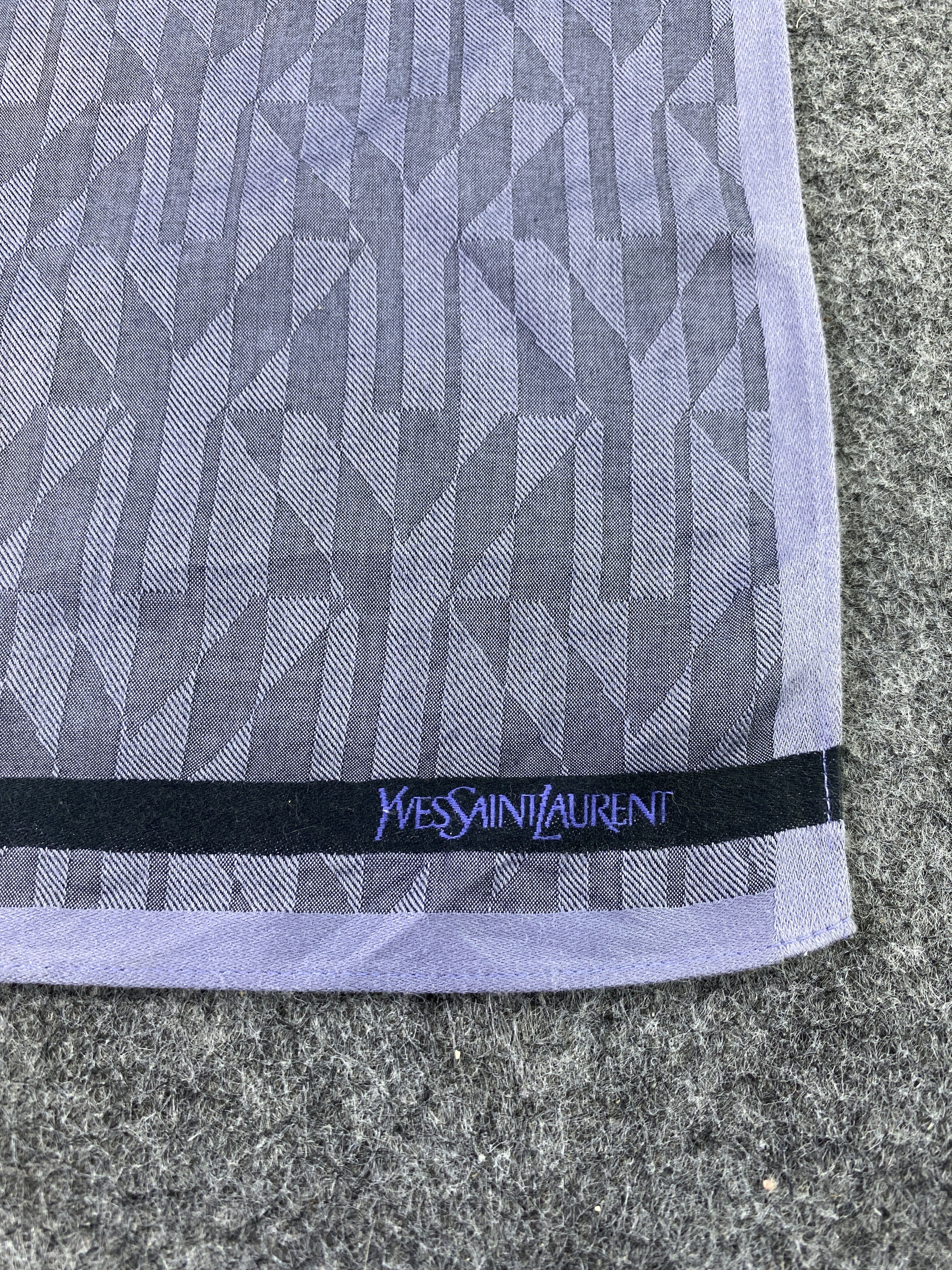 Yves Saint Laurent Yves Saint Laurent Handkerchief / Bandana / Neckerchief-B273 Size ONE SIZE - 5 Thumbnail