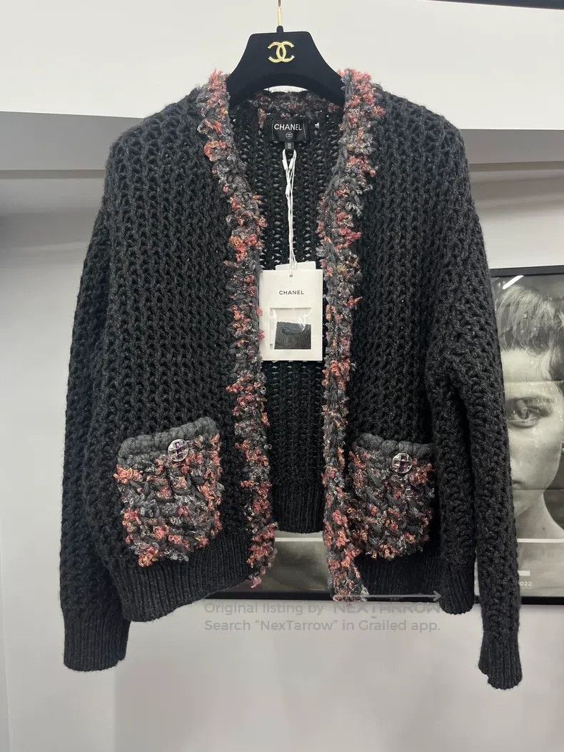 Chanel Chanel 22A colour-blocked tweed knitted cardigan coat Size XS / US 0-2 / IT 36-38 - 1 Thumbnail