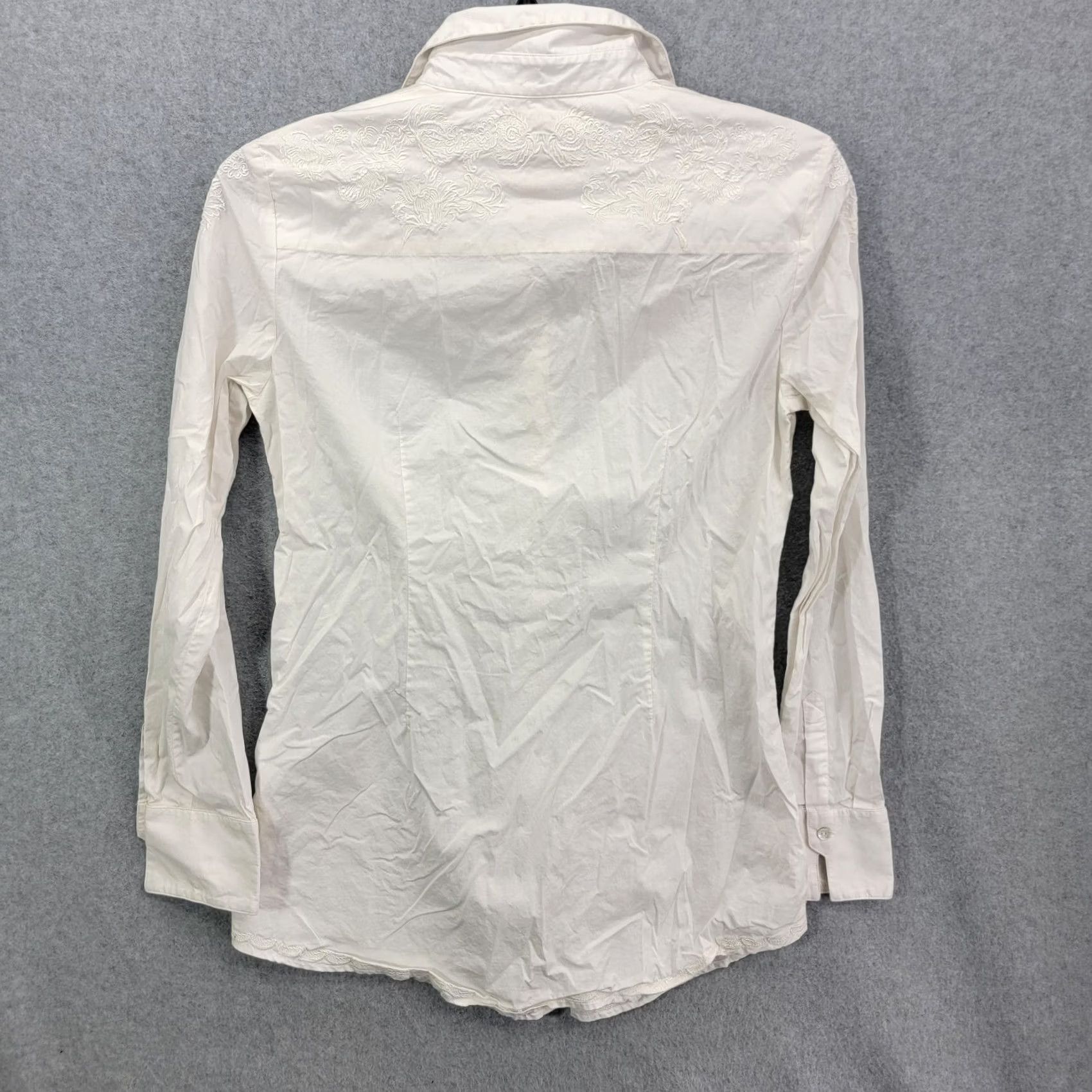 Robert Graham Robert Graham Shirt Womens Medium Button Front White Floral Long Sleeve Size M / US 6-8 / IT 42-44 - 6 Thumbnail