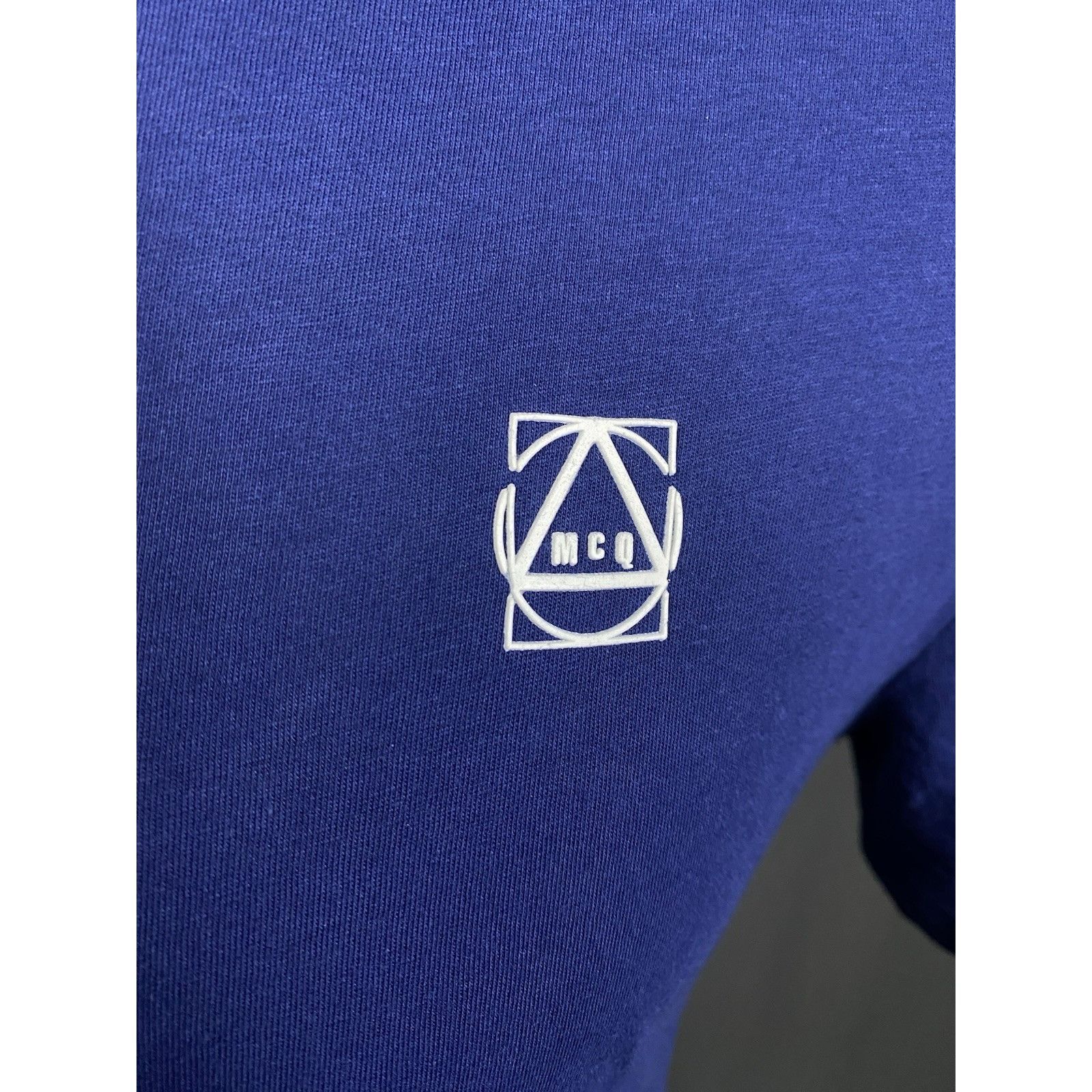 Alexander McQueen Alexander McQueen Small Logo Men's Blue T-Shirt Size L Size US L / EU 52-54 / 3 - 7 Thumbnail