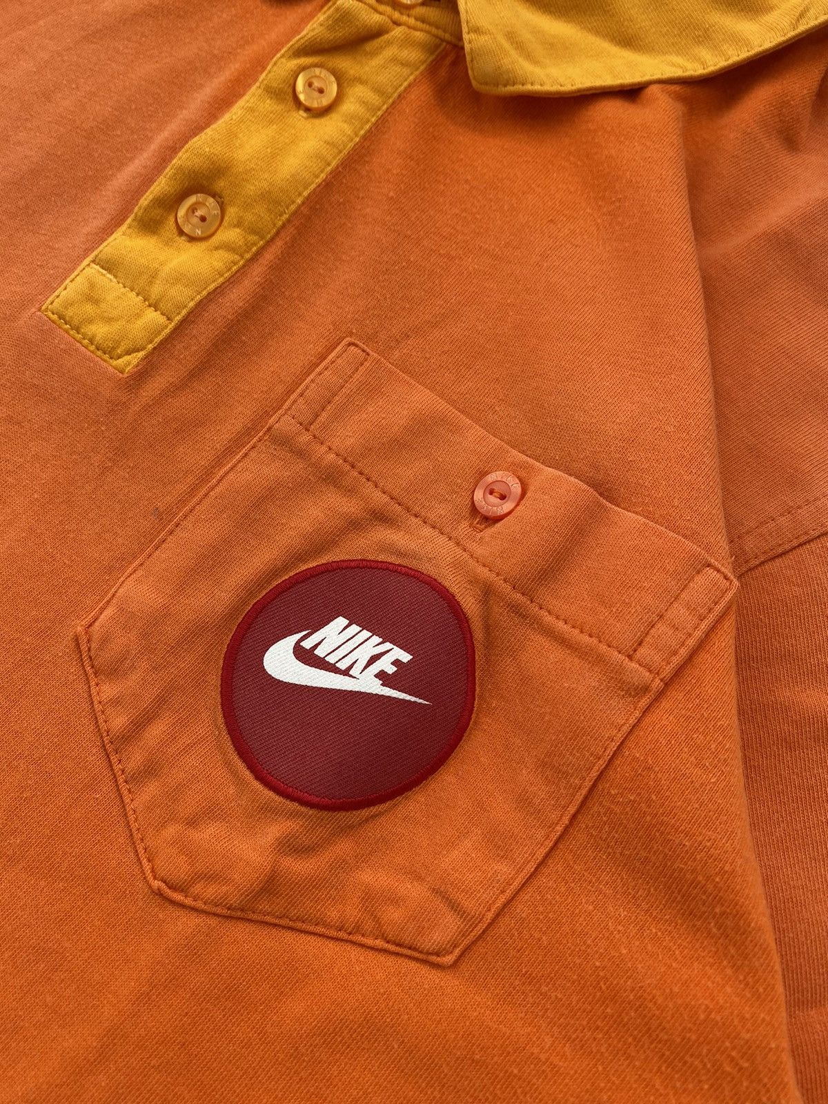 Nike Vintage Y2K Nike Big Logo “ESCAPE THE CITY” Orange Polo Size US L / EU 52-54 / 3 - 7 Thumbnail