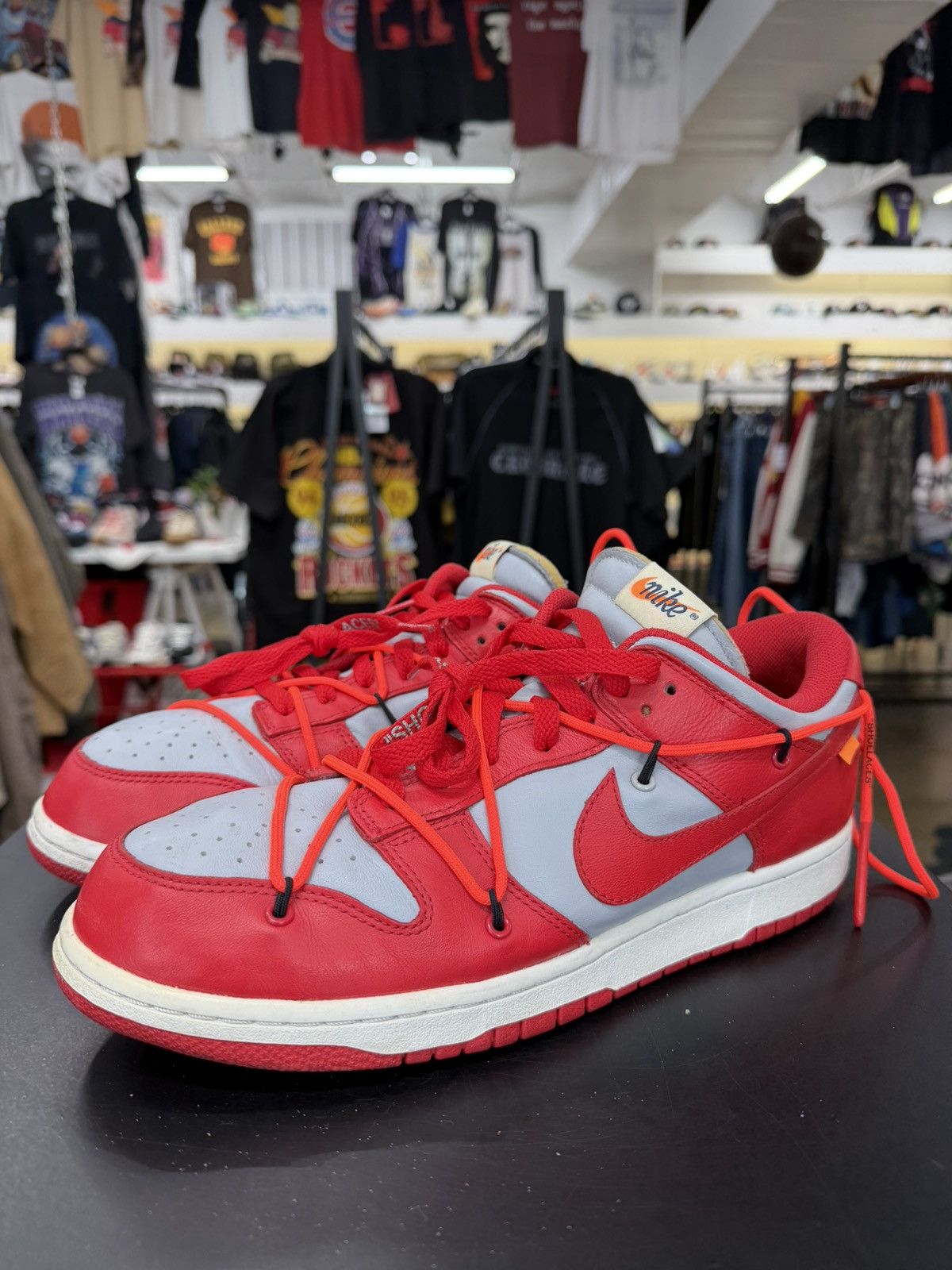 Nike × Off-White Nike Dunk Low Off-White University Red Size 11 (2019) Size US 11 / EU 44 - 1 Thumbnail