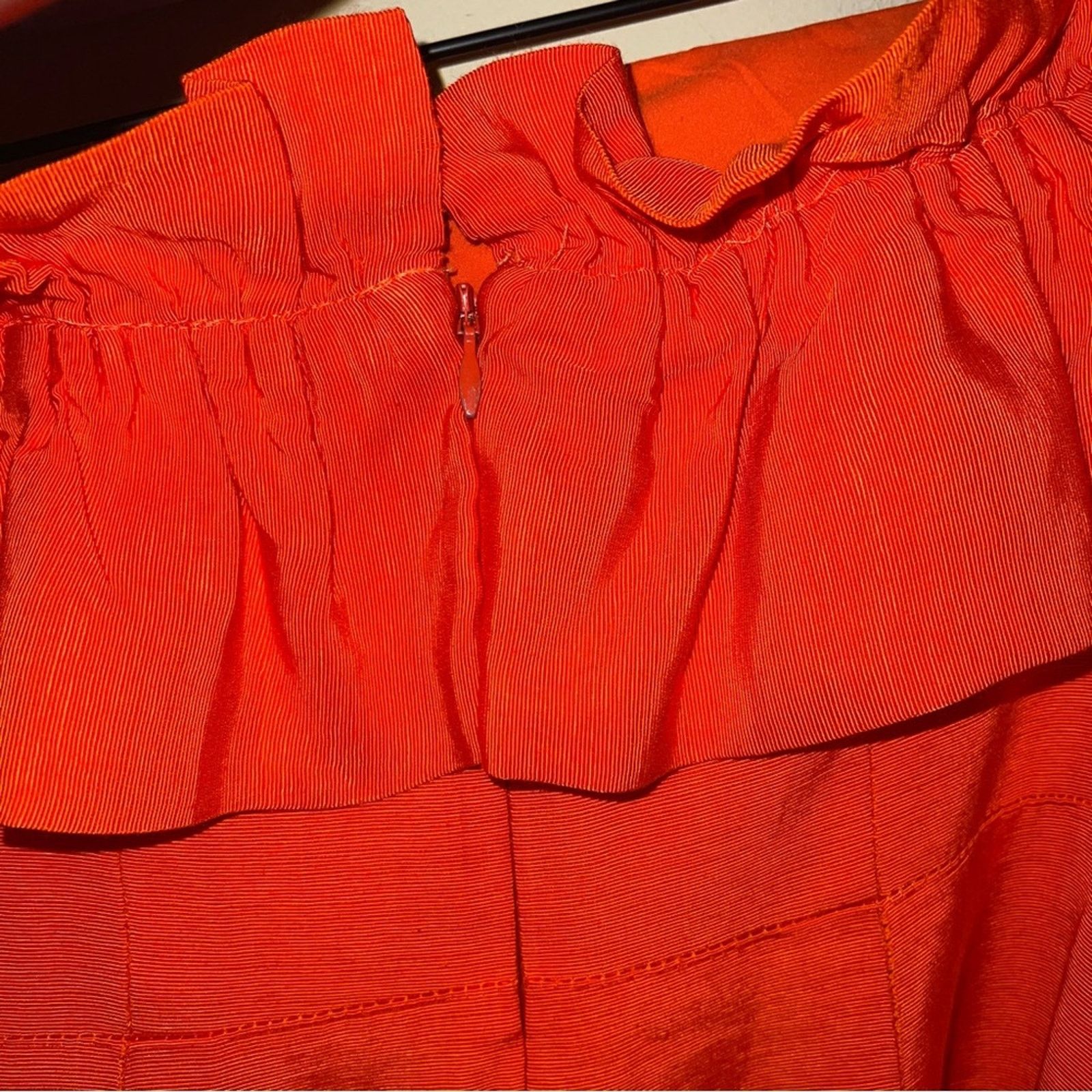 Monique Lhuillier ML MONIQUE LHULLIER Ruffled Faille Strapless Midi Dress 2 Size XS / US 0-2 / IT 36-38 - 6 Thumbnail