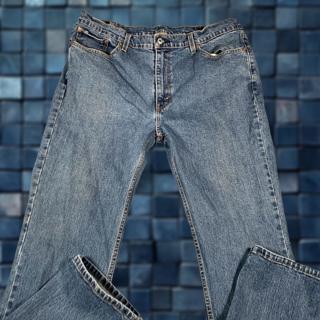 Levi's Levi's 514 Jeans Mens 40x30 Blue Denim Straight Leg Medium Wash Zip Fly Classic Regular Fit 5-Pocket Size US 40 / EU 56 - 1 Thumbnail